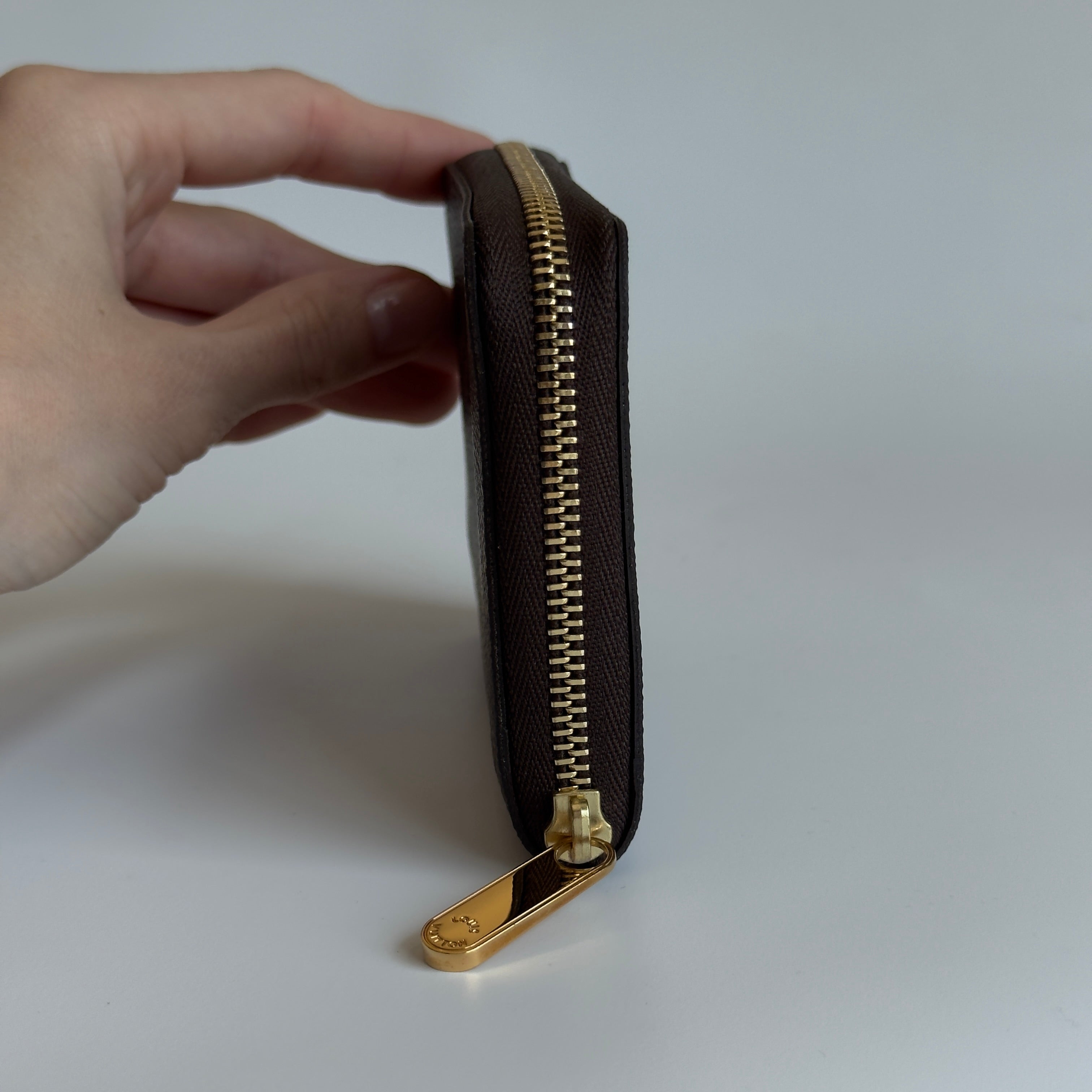 Louis Vuitton Monogram Zippy Wallet - Queen May