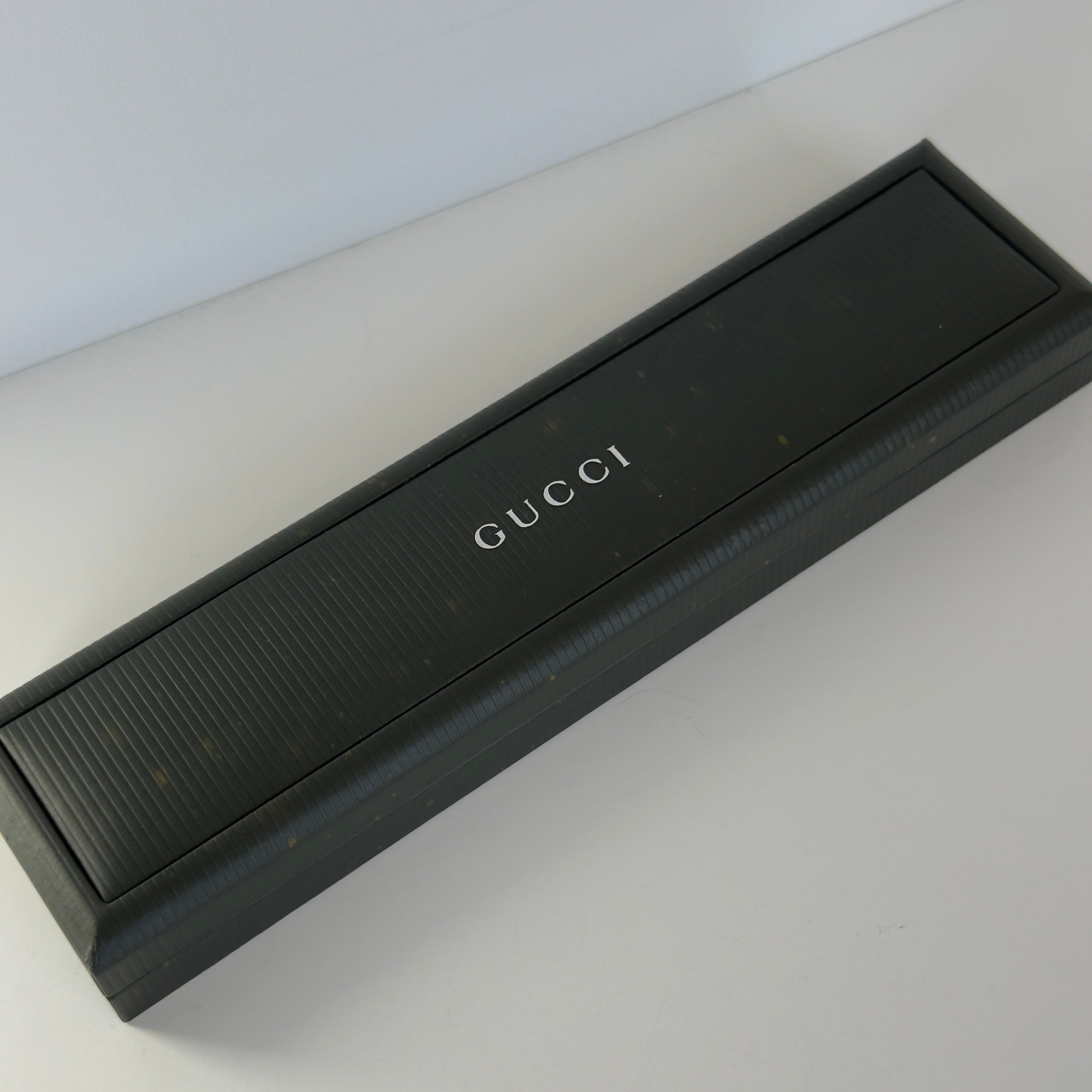 Vintage Gucci 7200L White Dial Watch - Queen May
