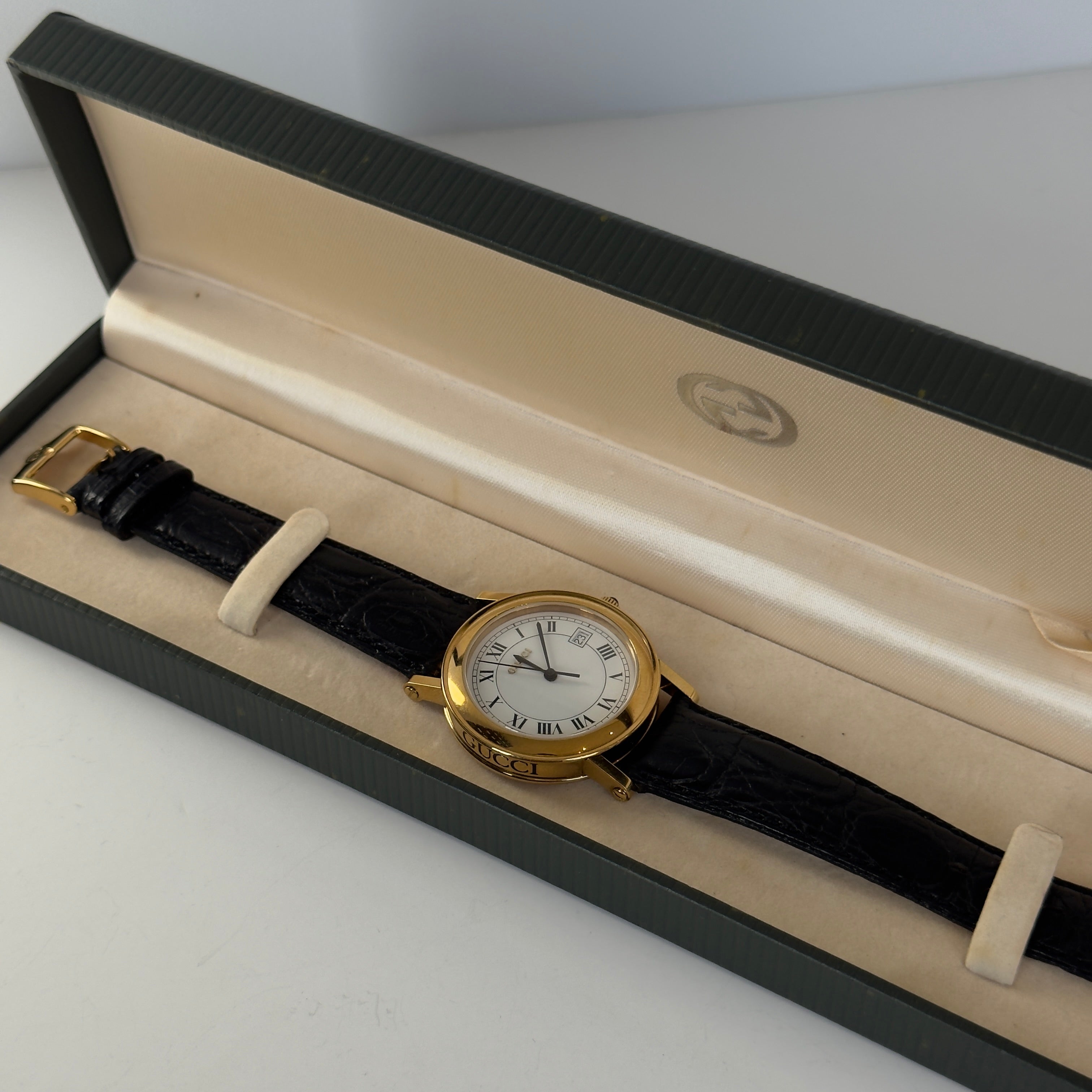 Vintage Gucci 7200L White Dial Watch - Queen May