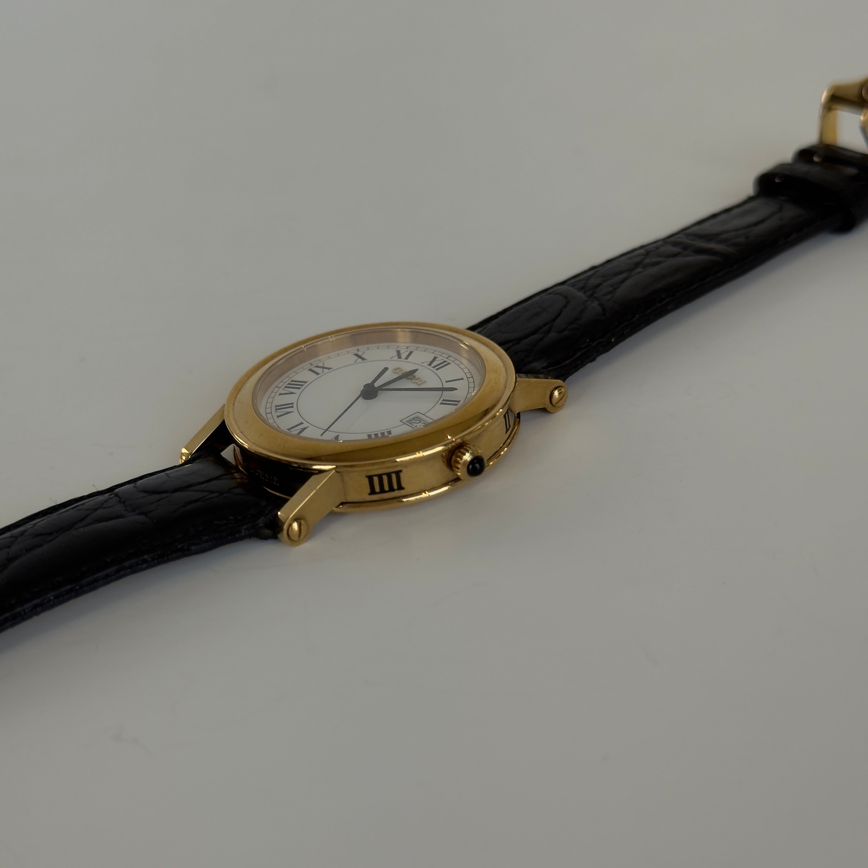 Vintage Gucci 7200L White Dial Watch - Queen May