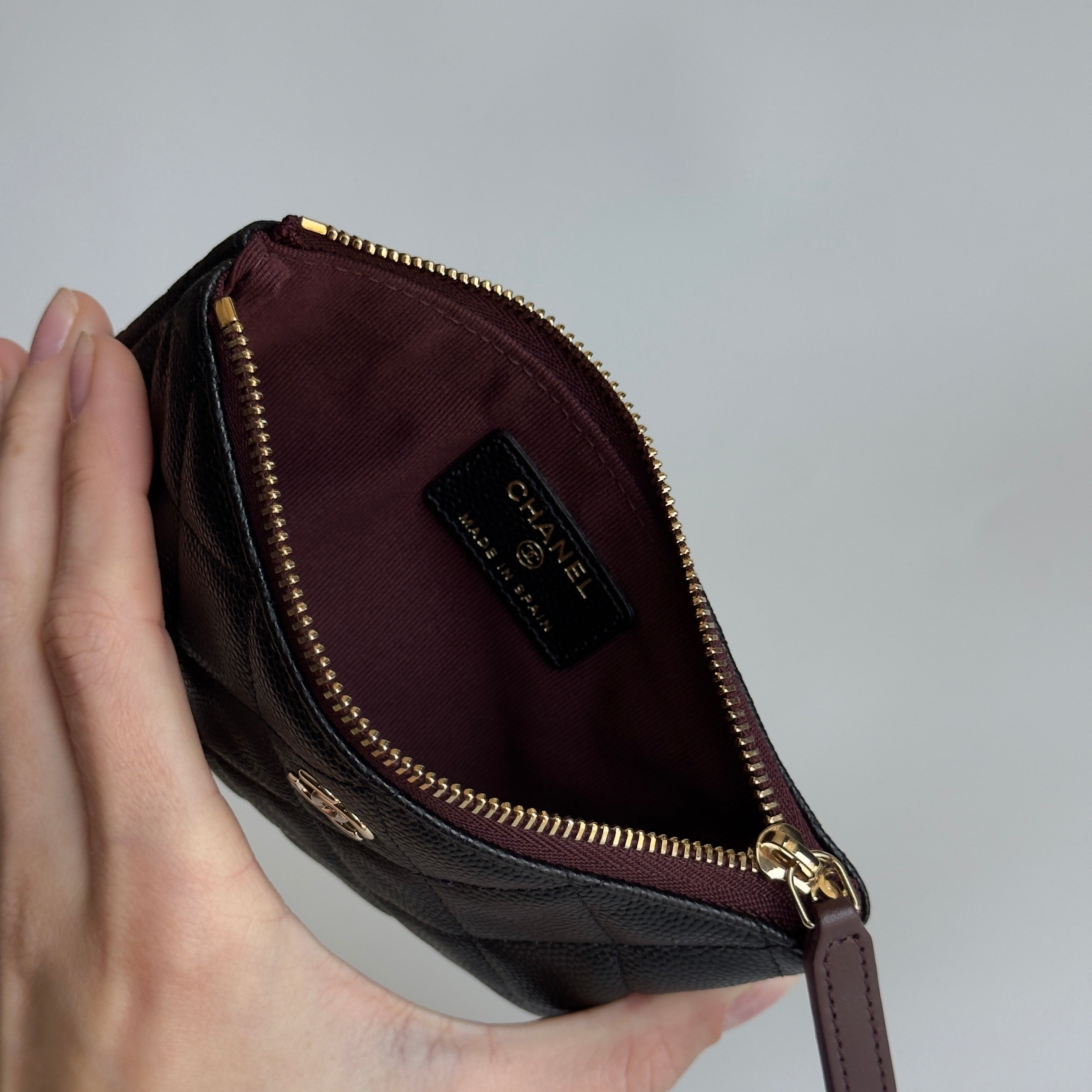 Chanel Classic O-Coin Case Black - Queen May