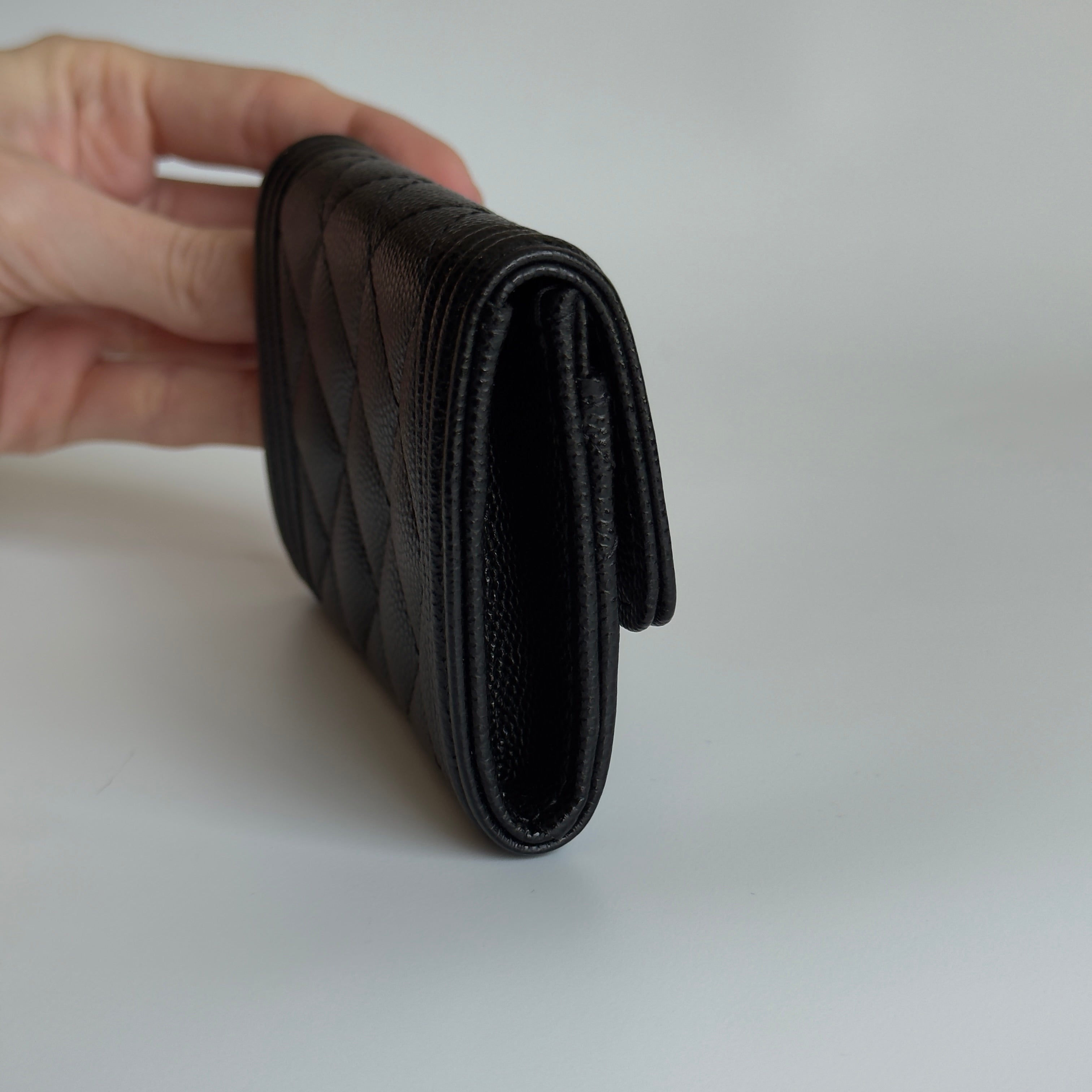 Chanel Boy Flap Card Holder Black - Queen May