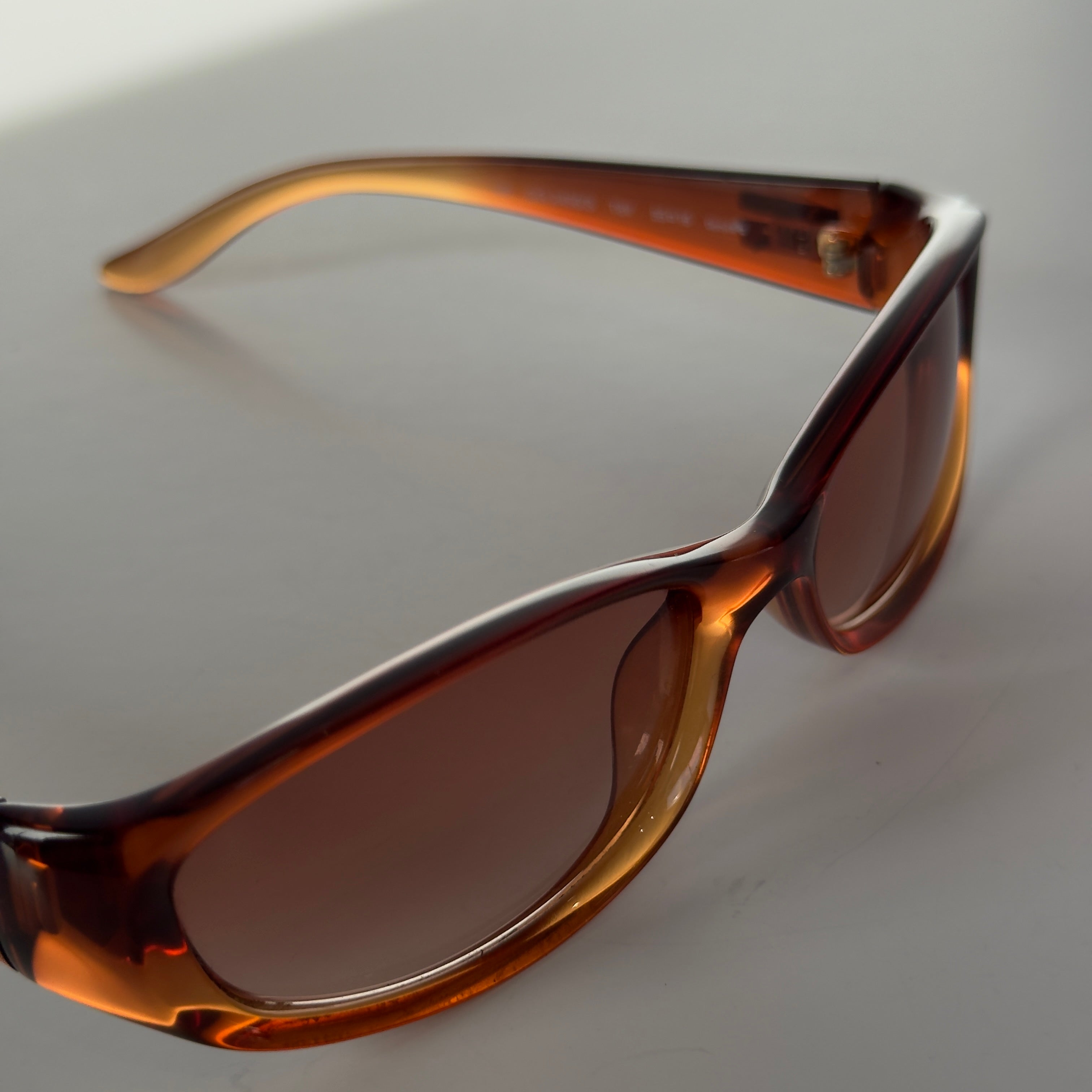 Vintage Gucci GG Oval Amber Sunglasses - Queen May