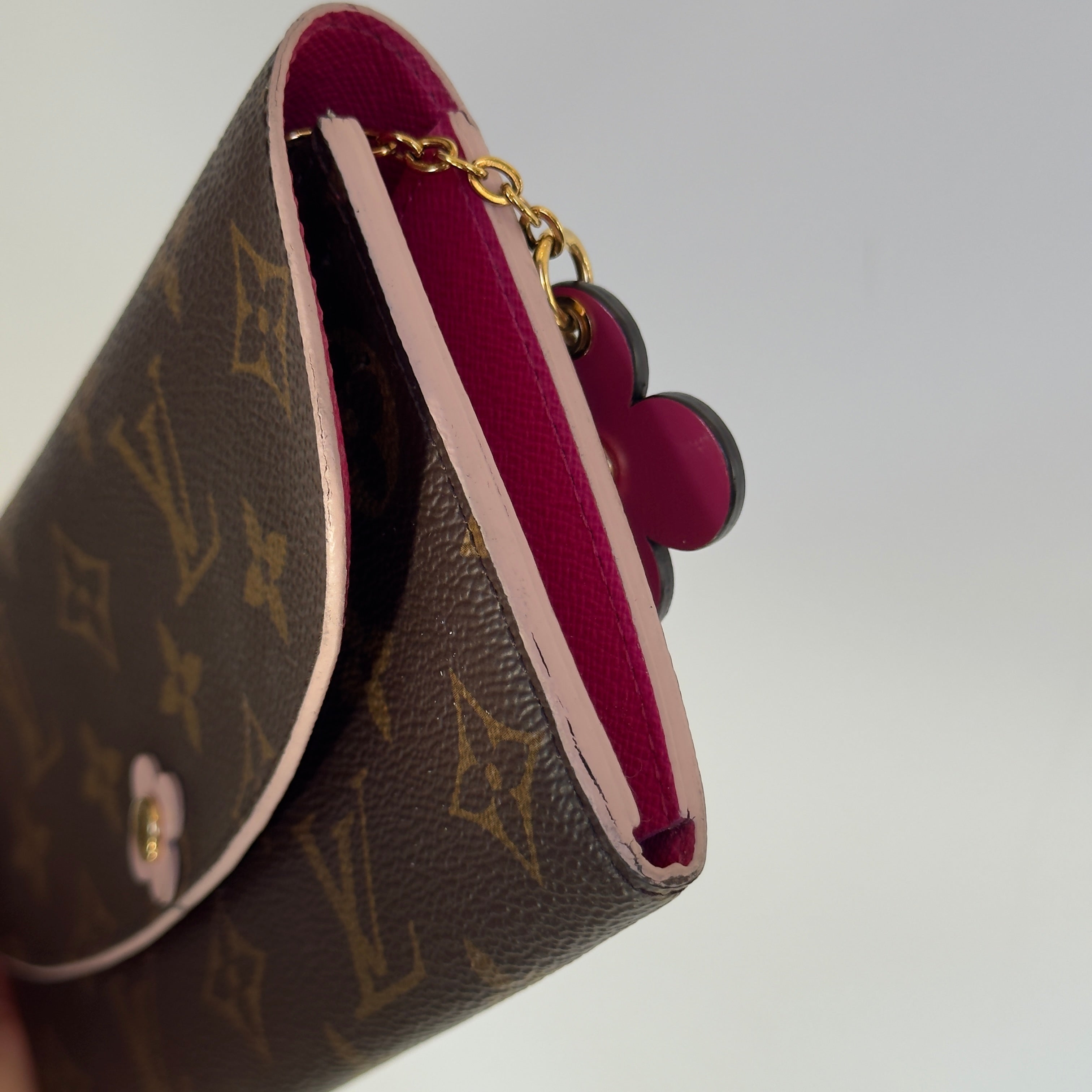 Louis Vuitton Bloom Flower Emilie Wallet - Queen May