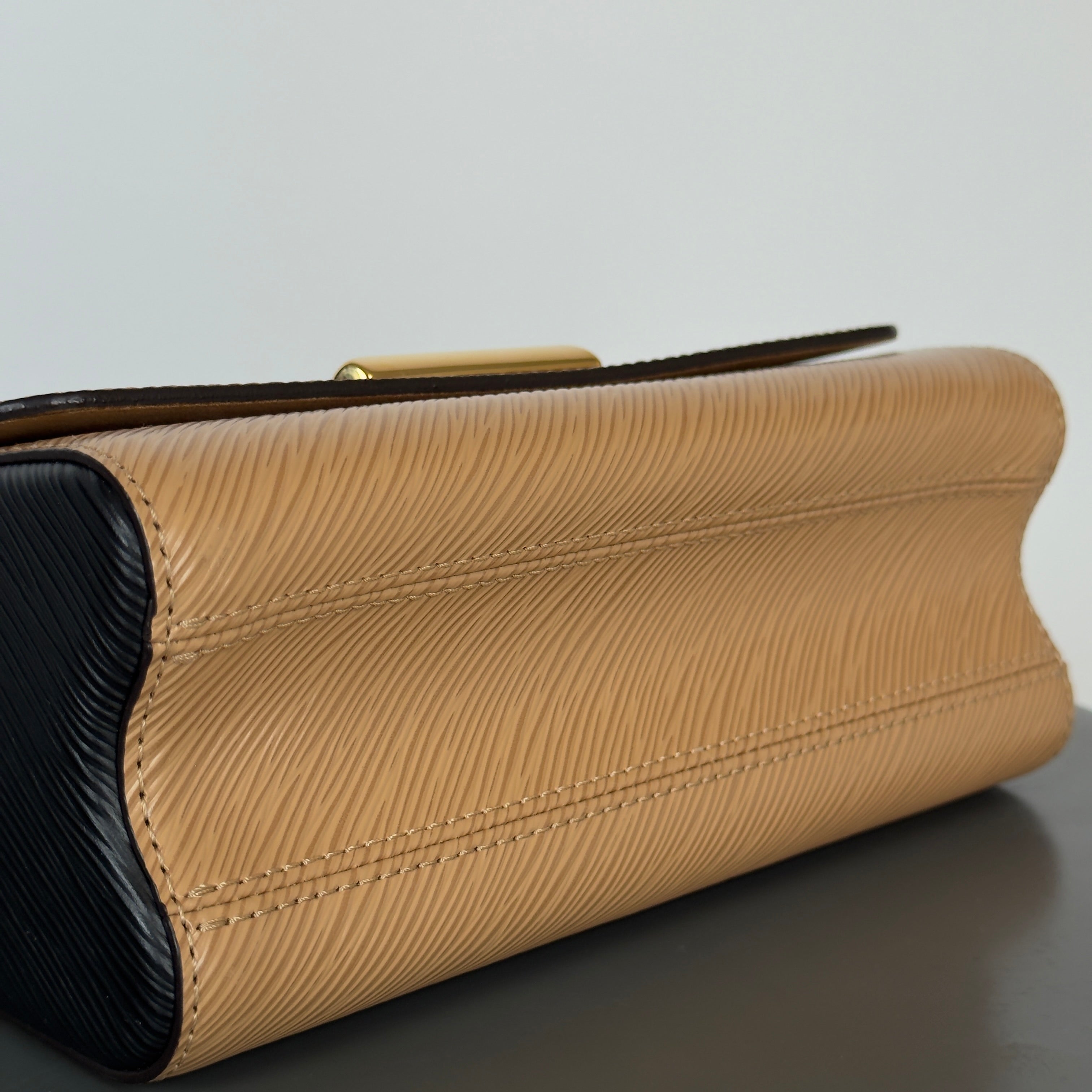Louis Vuitton Epi Leather Twist MM Camel - Queen May