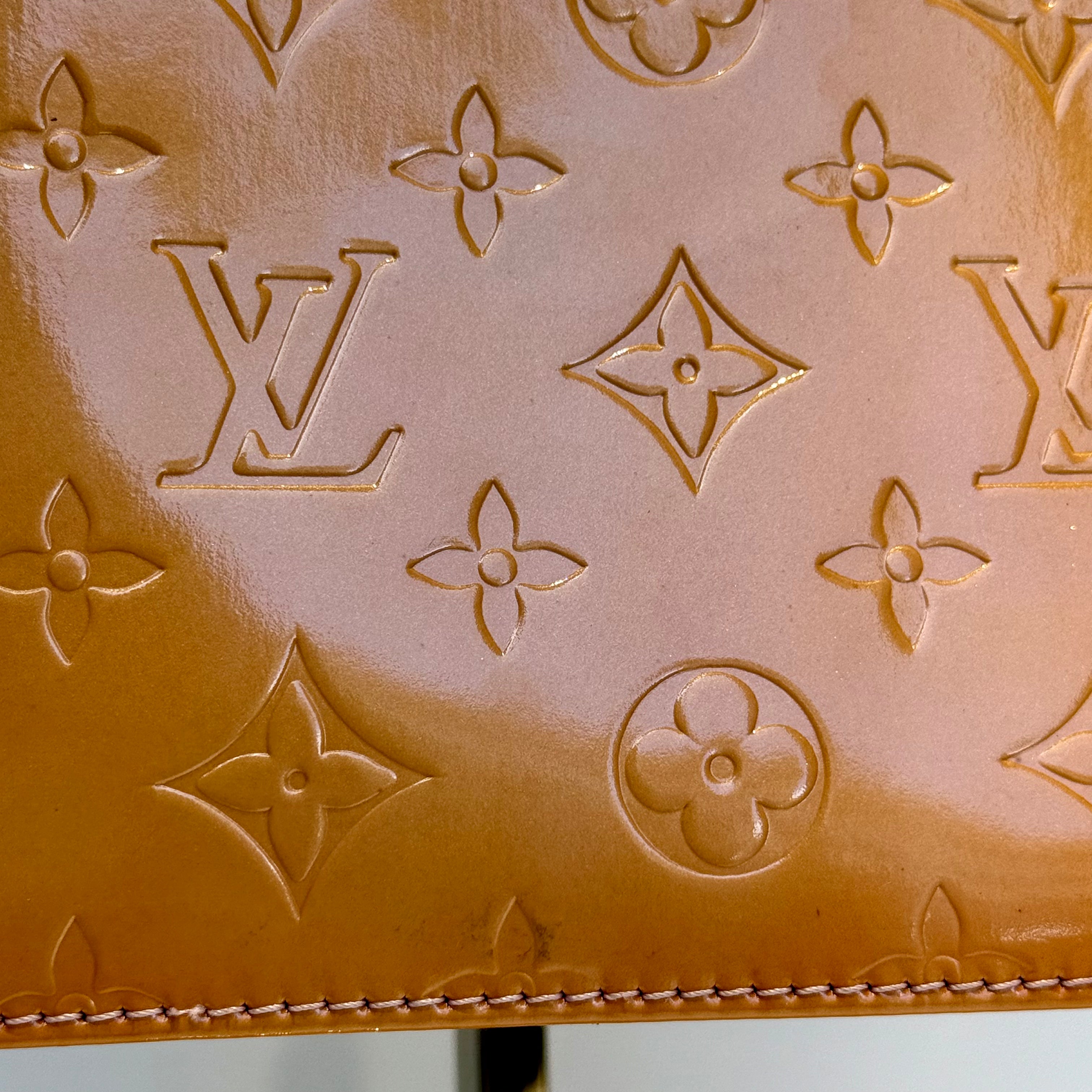 Louis Vuitton Rare Vernis Monogram Spring Street - Queen May
