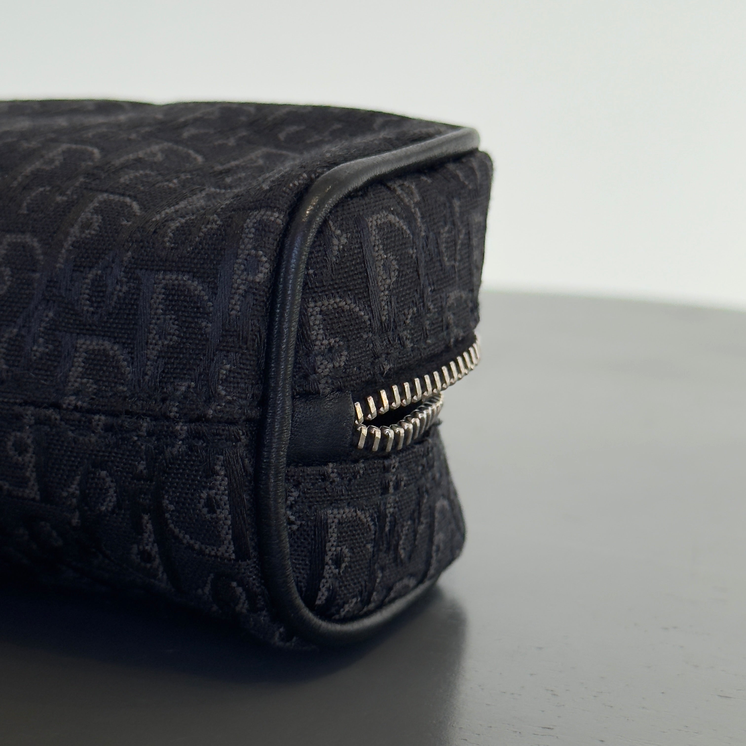 Christian Dior Trotter Pouch Black - Queen May