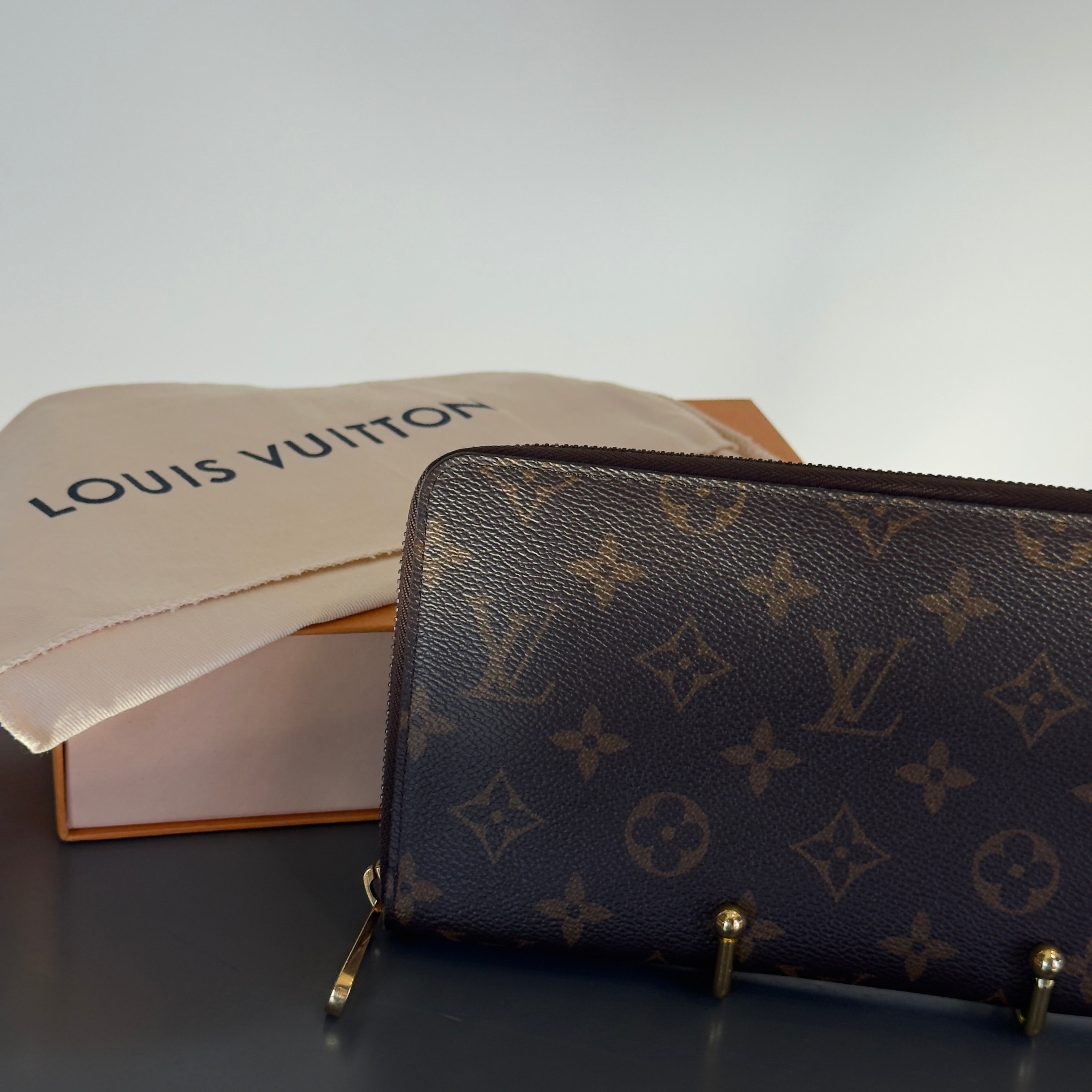 Louis Vuitton Zippy Monogram Organizer