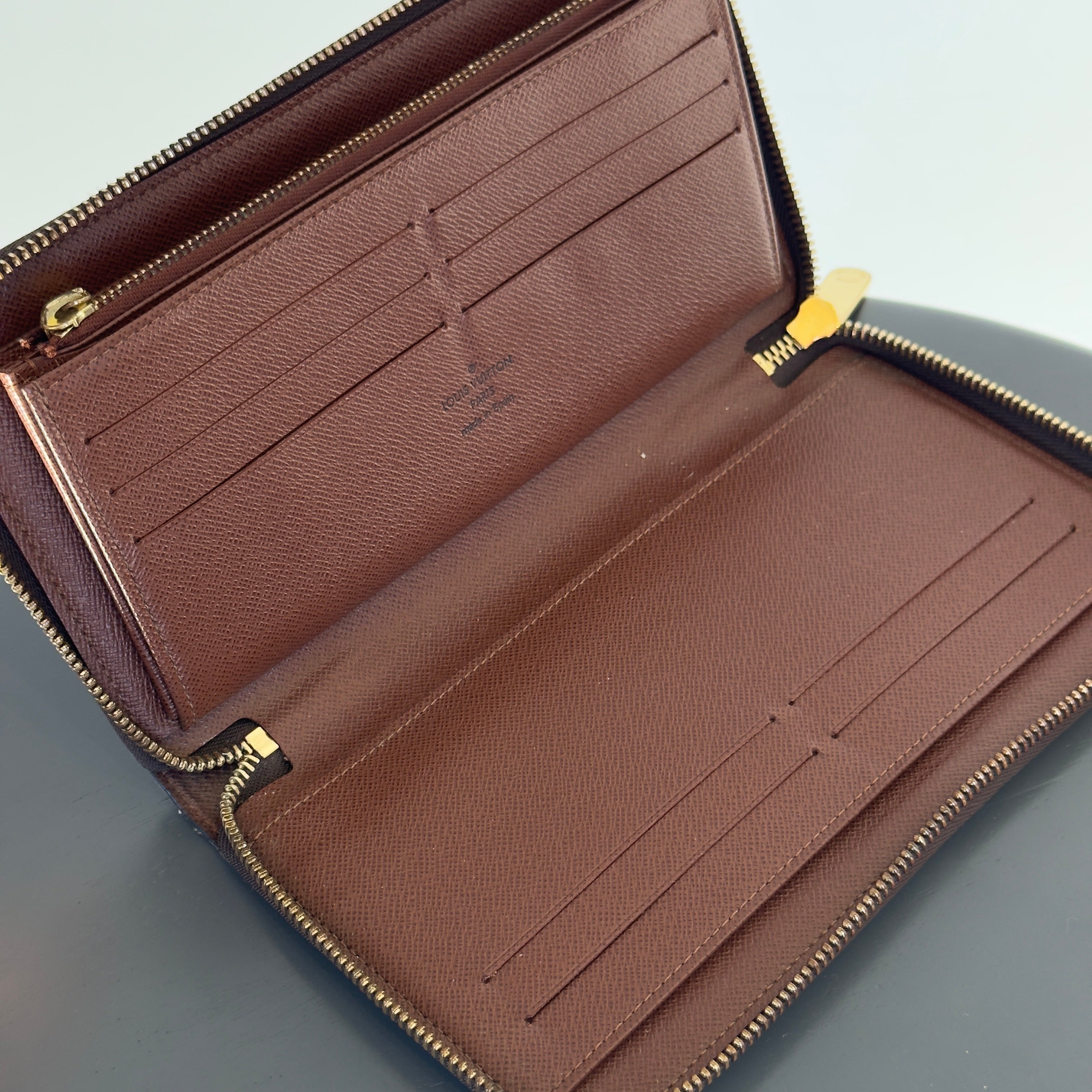 Louis Vuitton Zippy Monogram Organizer