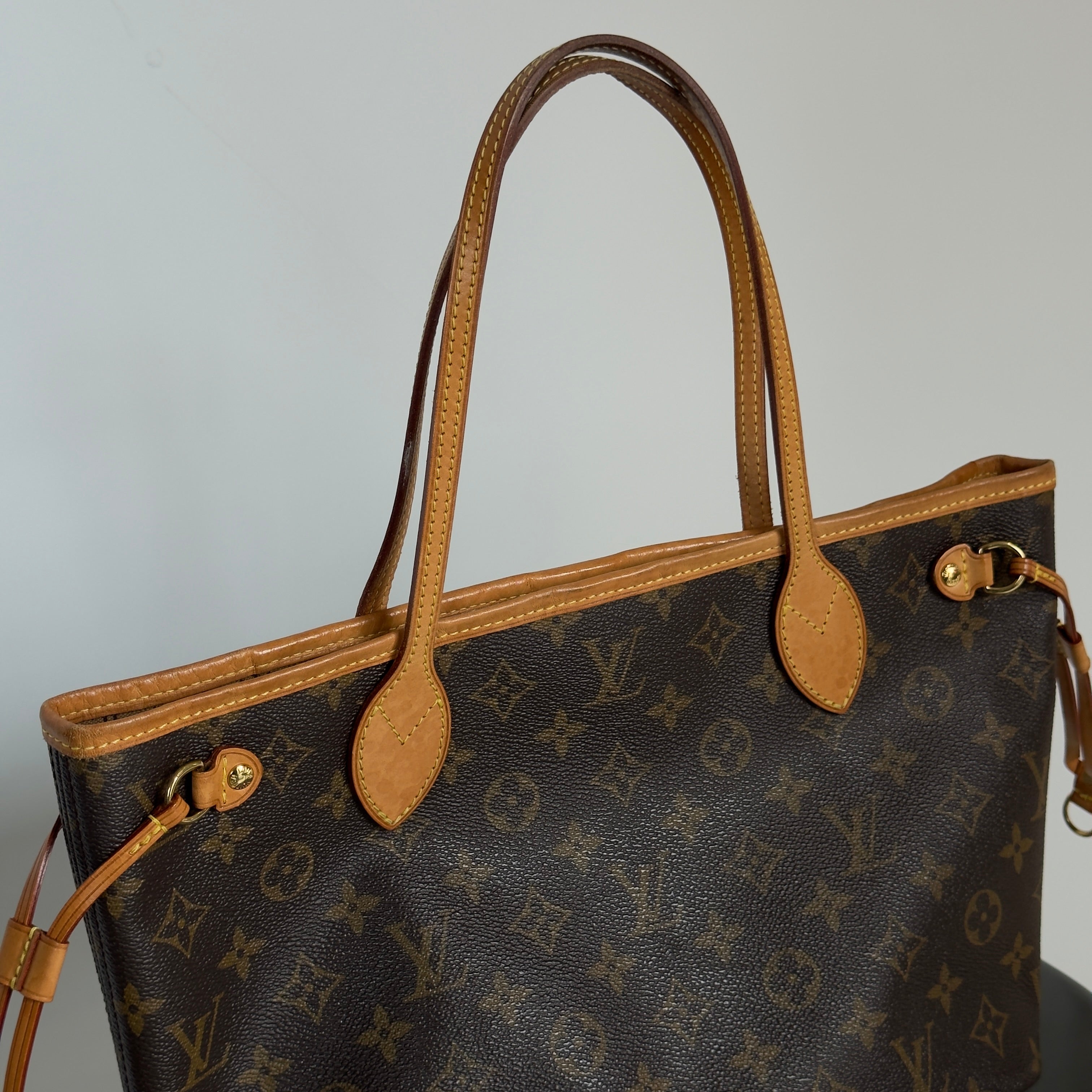 Louis Vuitton Monogram Neverfull PM - Queen May