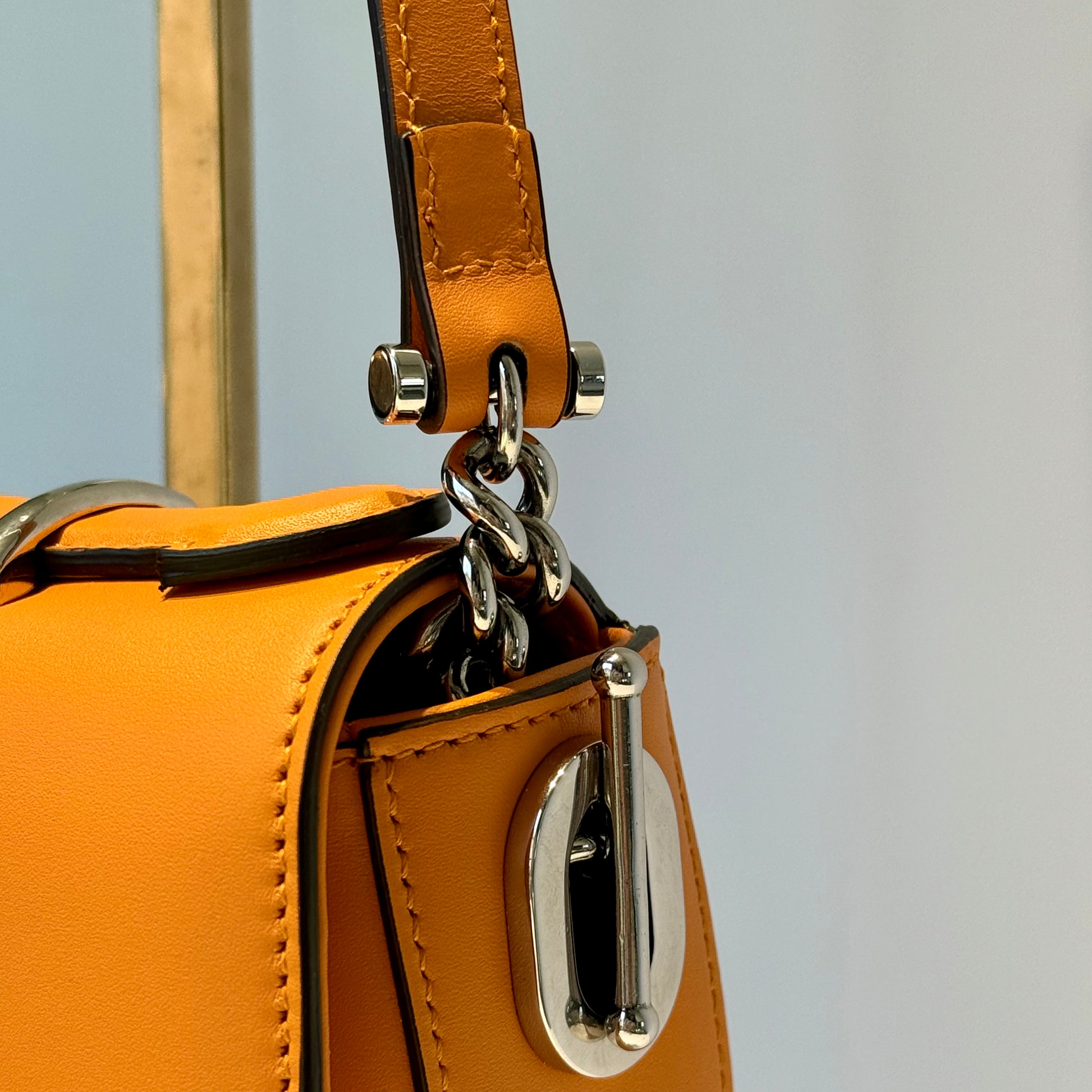 Gucci Petite GG Mini Shoulder Bag Orange - Queen May