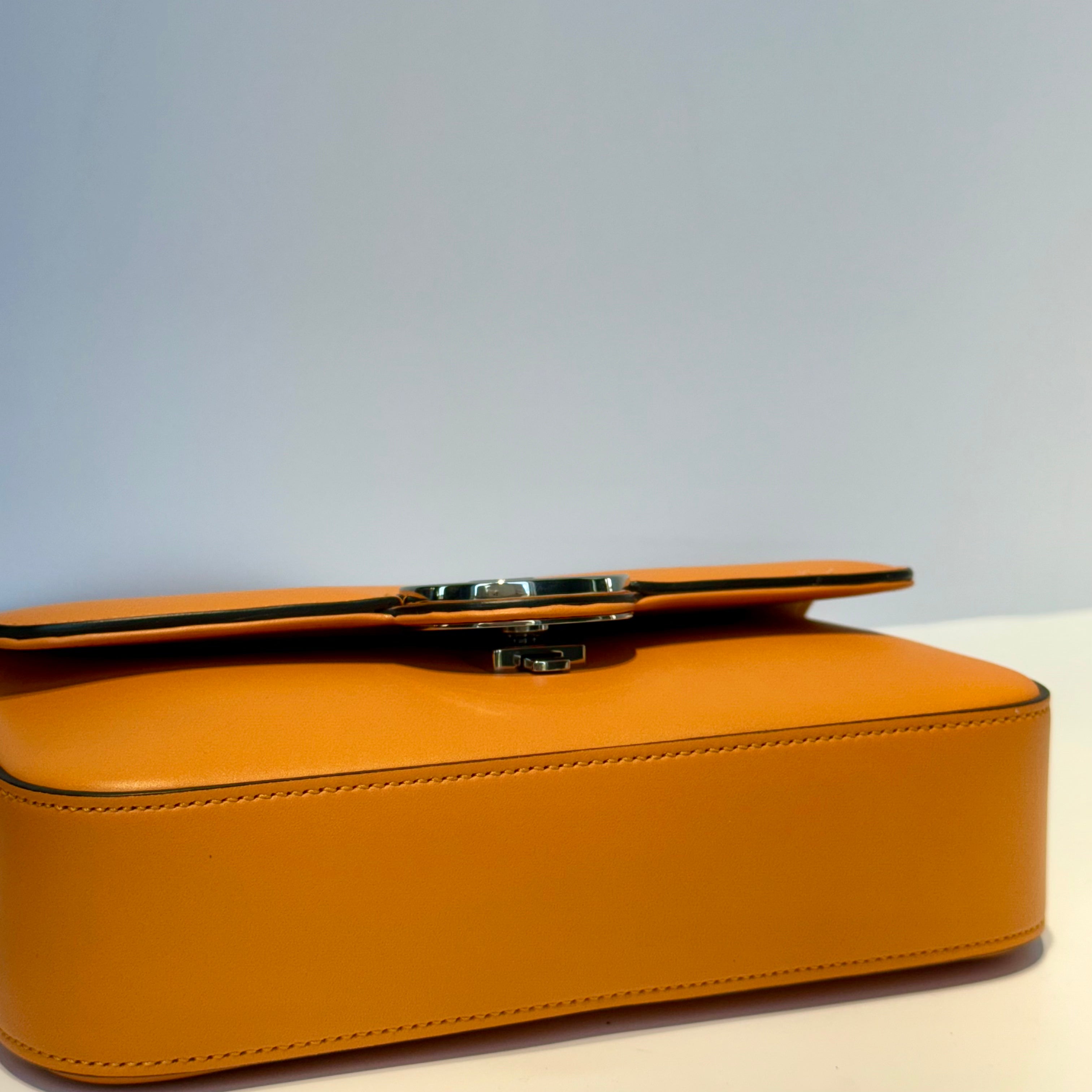 Gucci Petite GG Mini Shoulder Bag Orange - Queen May