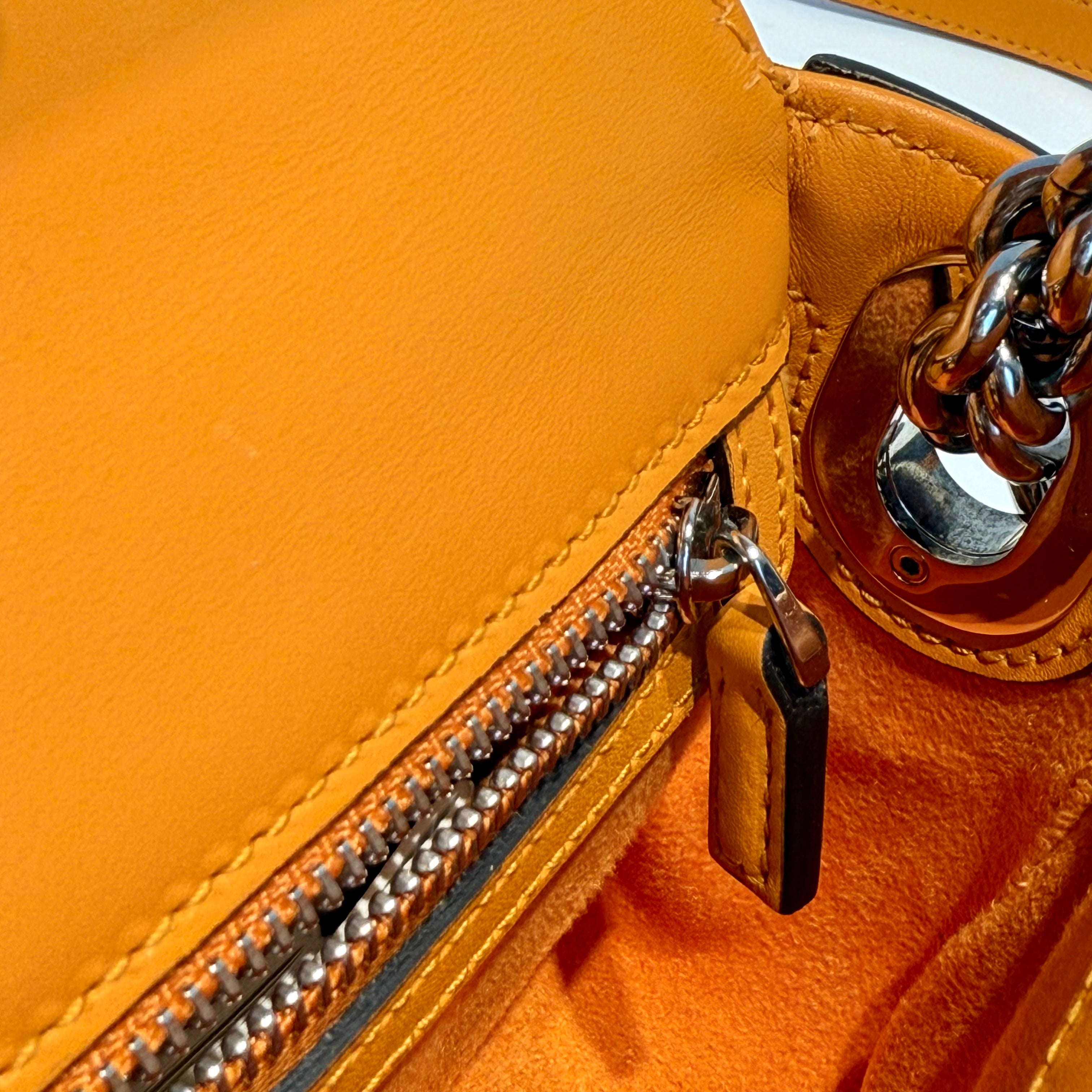 Gucci Petite GG Mini Shoulder Bag Orange - Queen May
