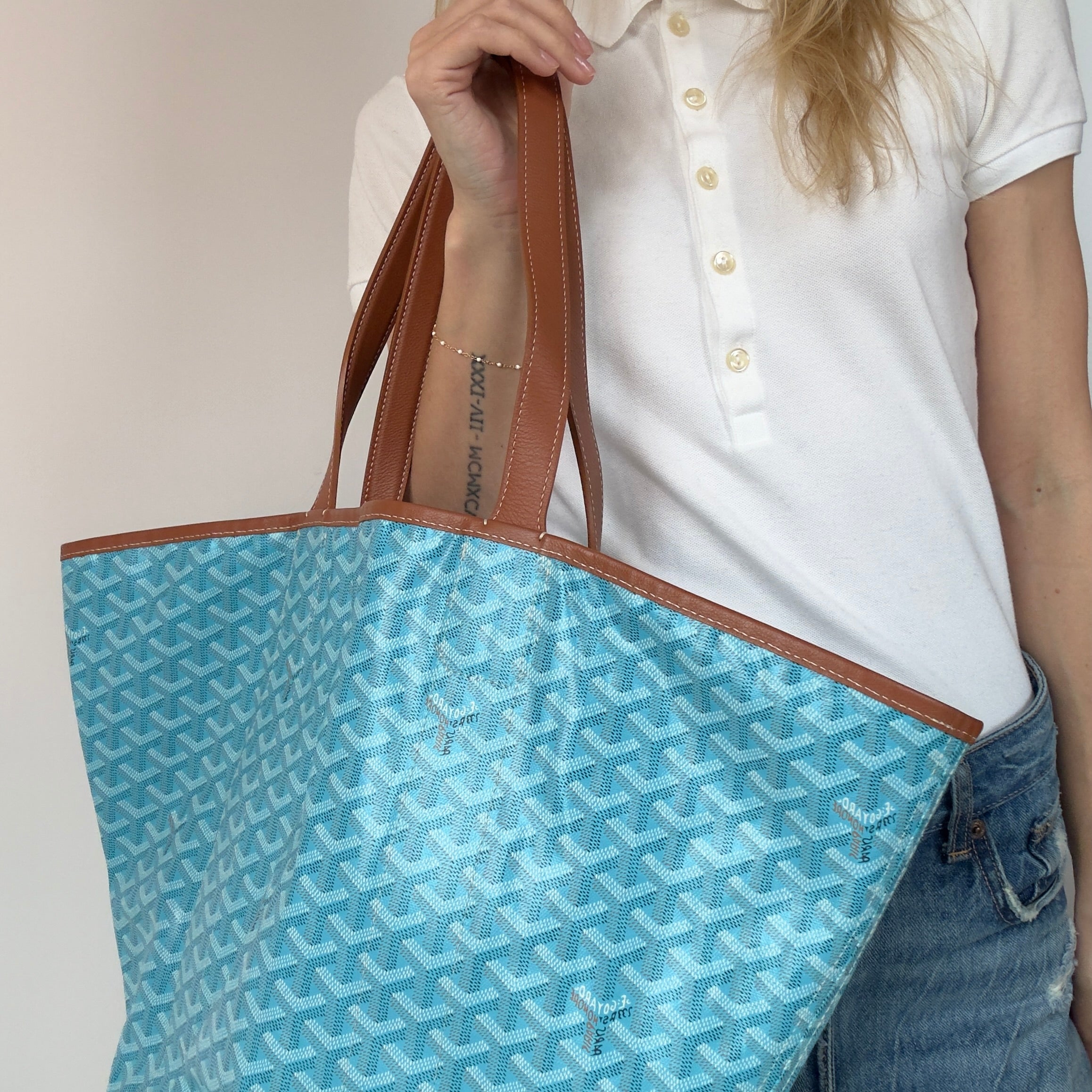 Limited Edition Goyard Belharra Reversible MM Turquoise - Queen May