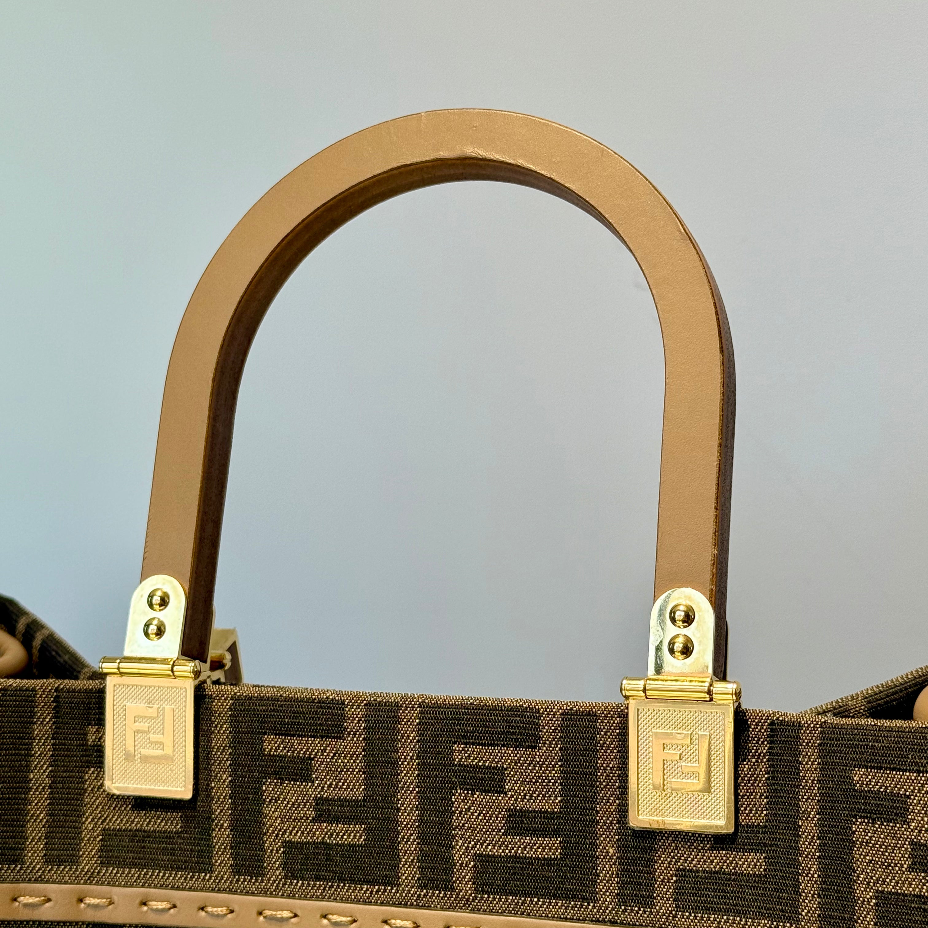 Fendi Zucca FF Sunshine Large 2022 - Queen May