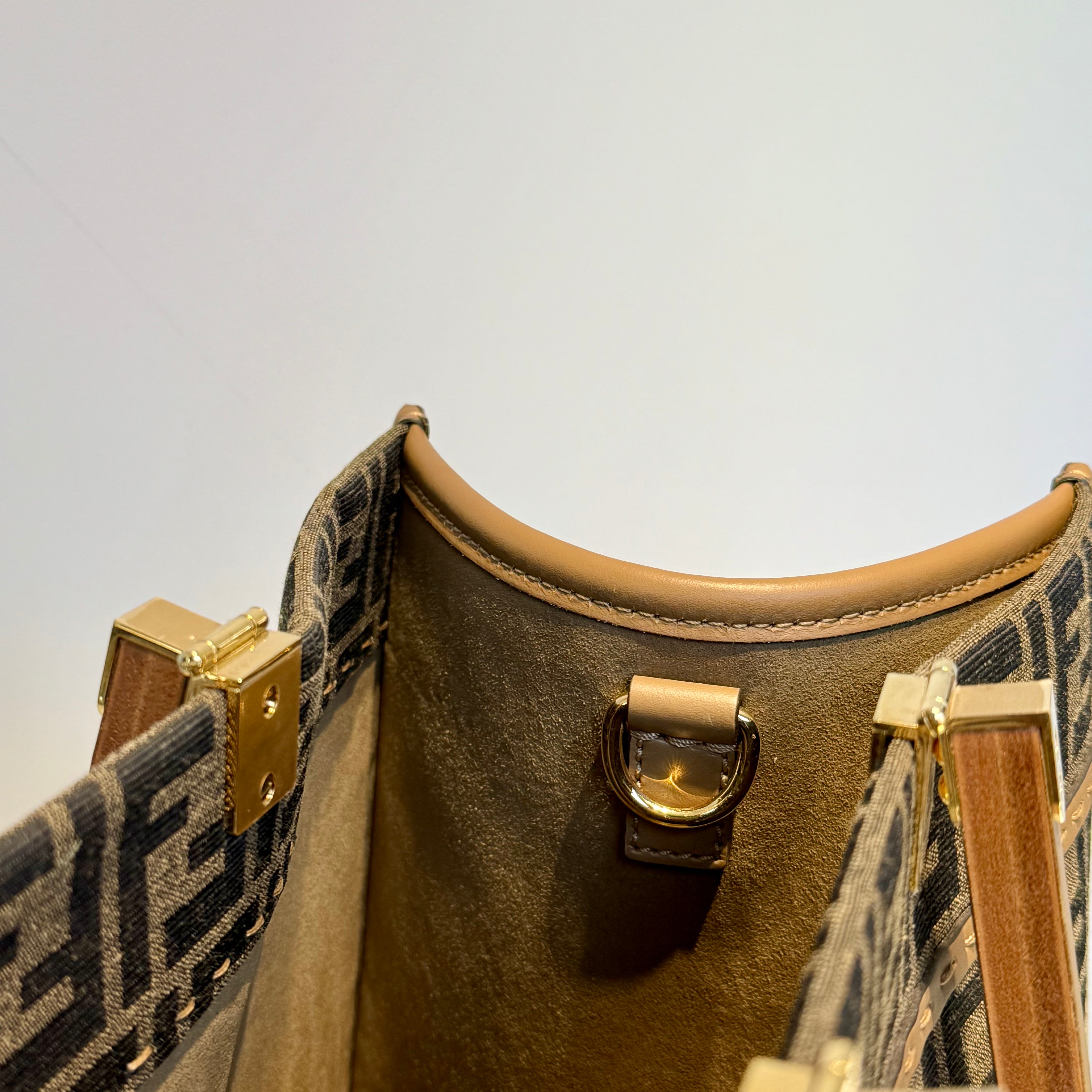 Fendi Zucca FF Sunshine Large 2022 - Queen May