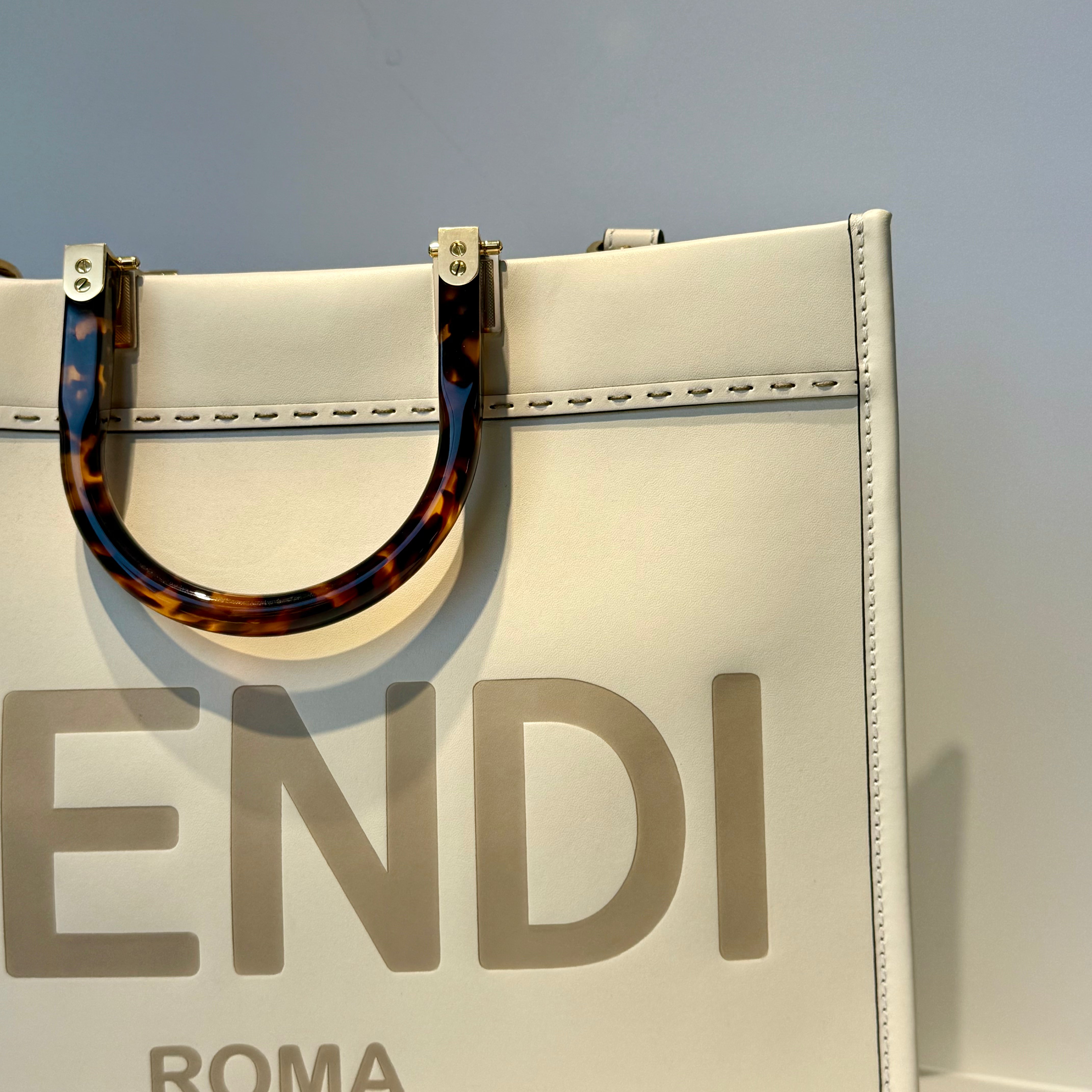 Fendi Leather Sunshine Medium - Queen May