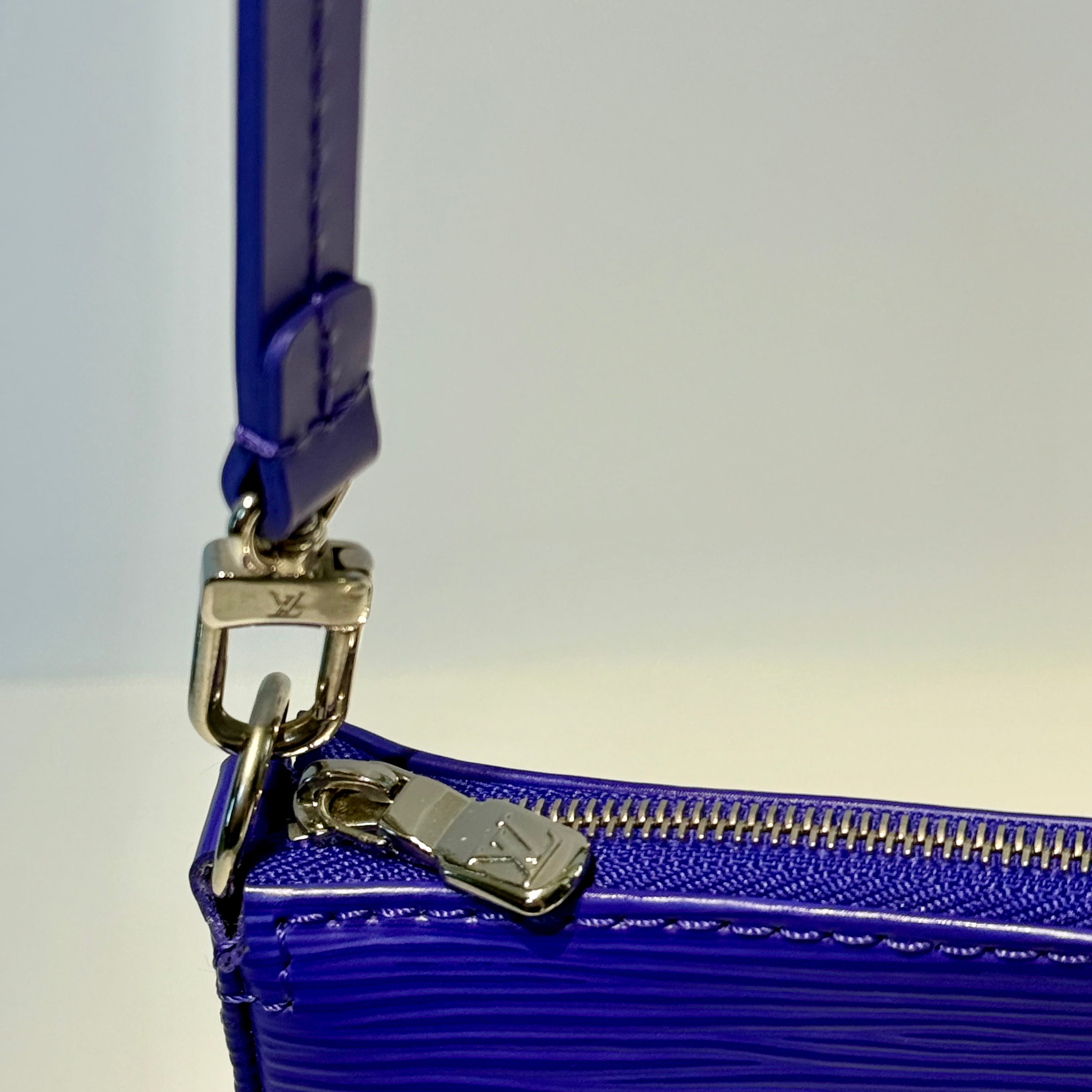 Louis Vuitton Epi Pochette Purple - Queen May