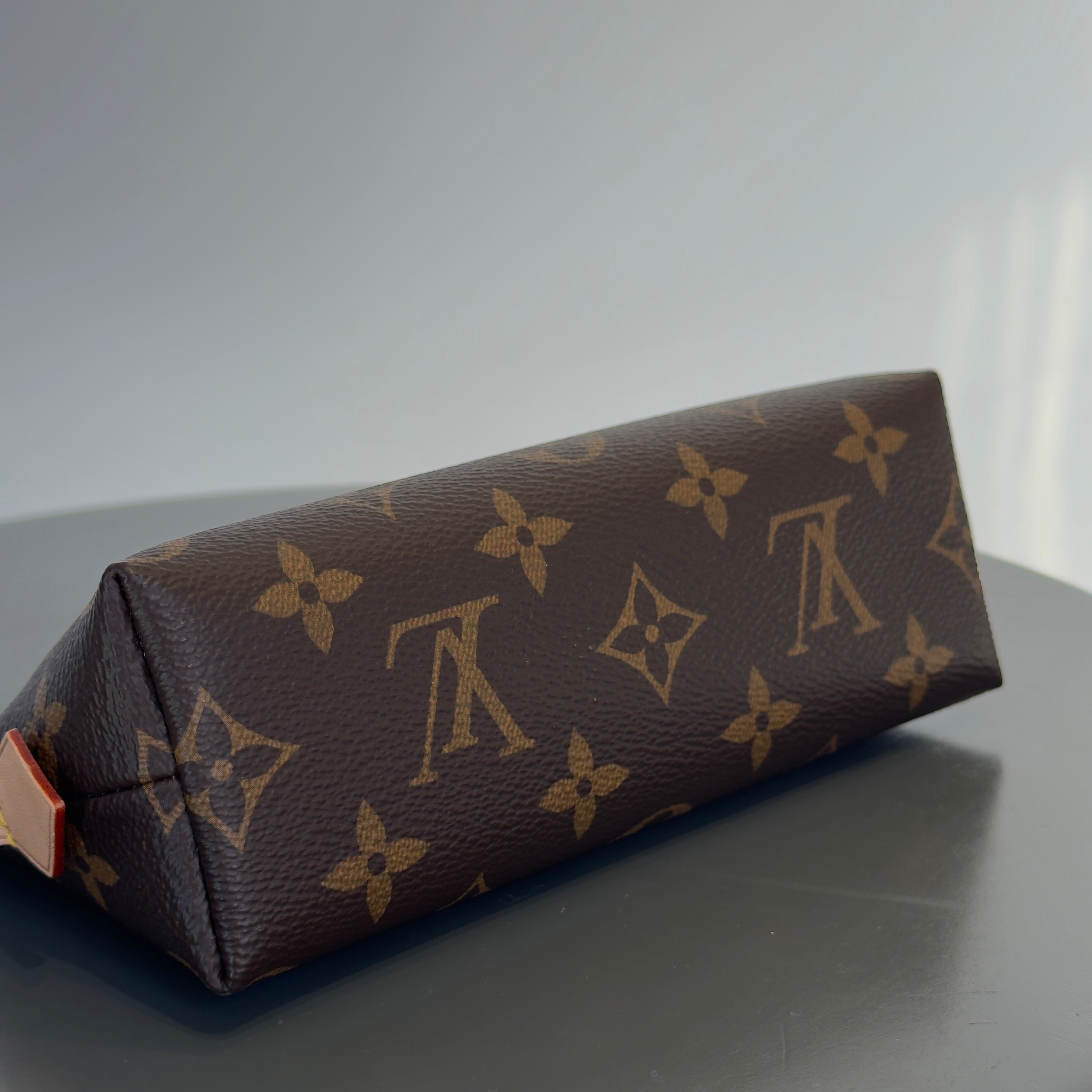 Louis Vuitton Monogram Cosmetic Pouch GM - Queen May