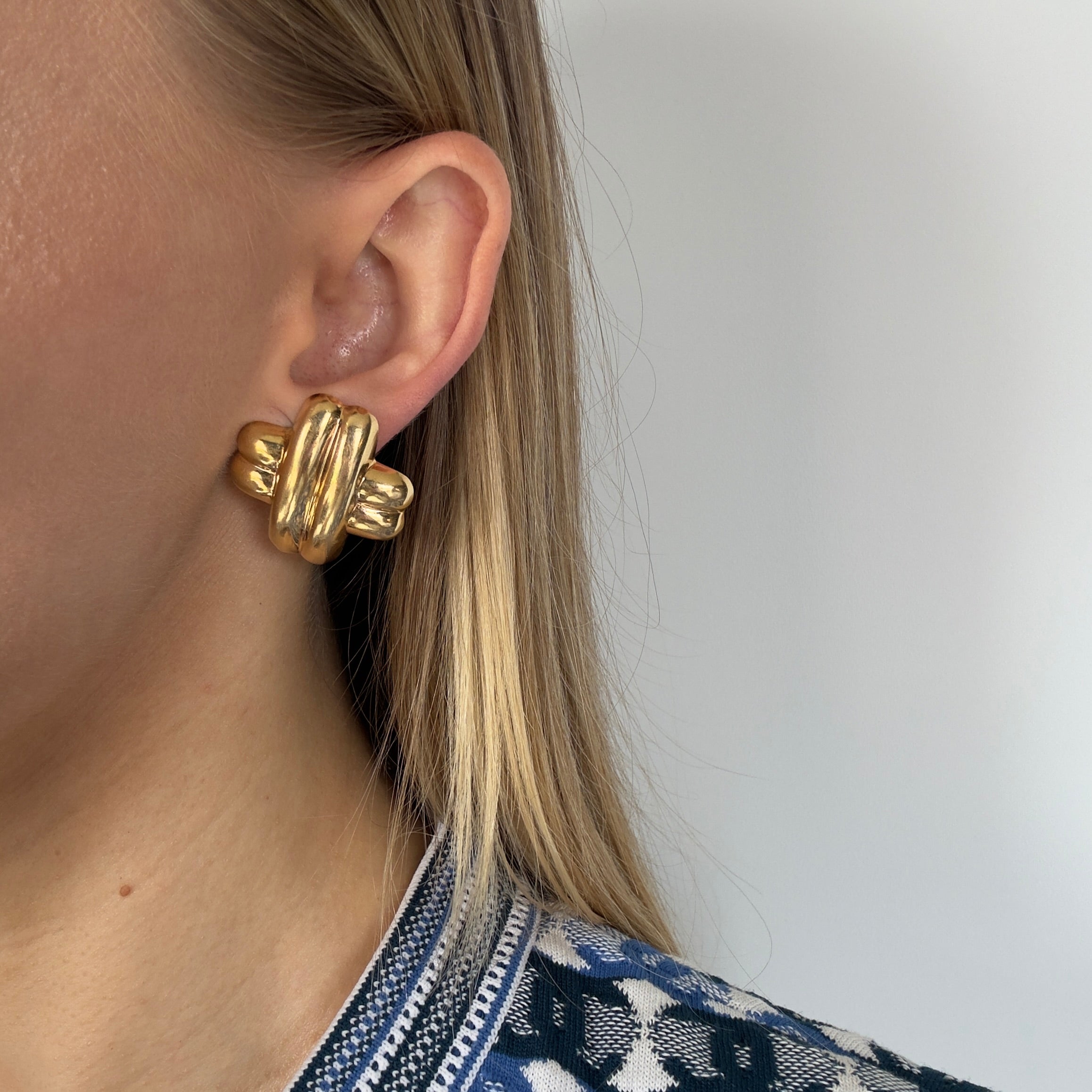 Vintage 14K Yellow Gold Woven X Earrings Omega Backs - Queen May