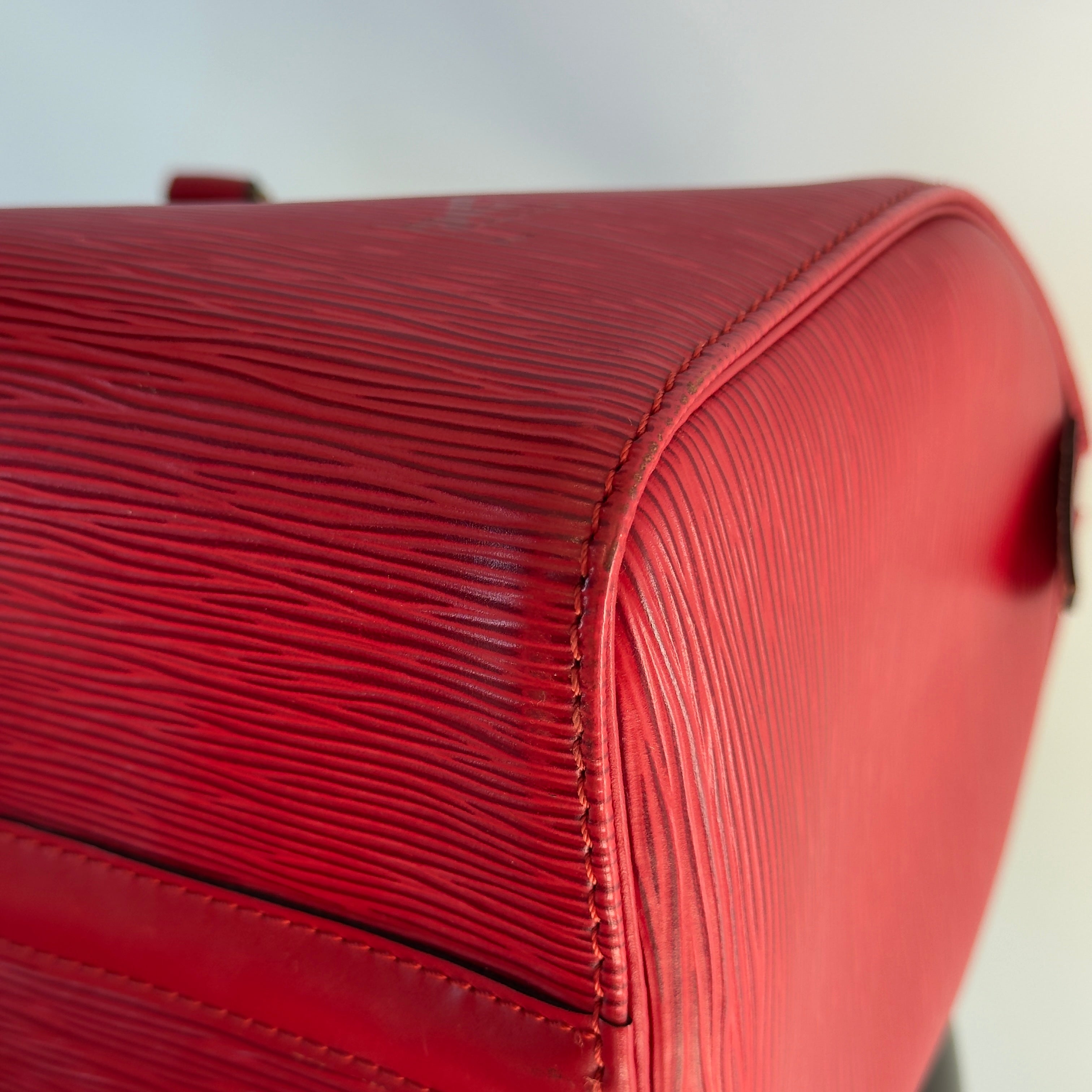 Louis Vuitton Red Epi Speedy 30 - Queen May