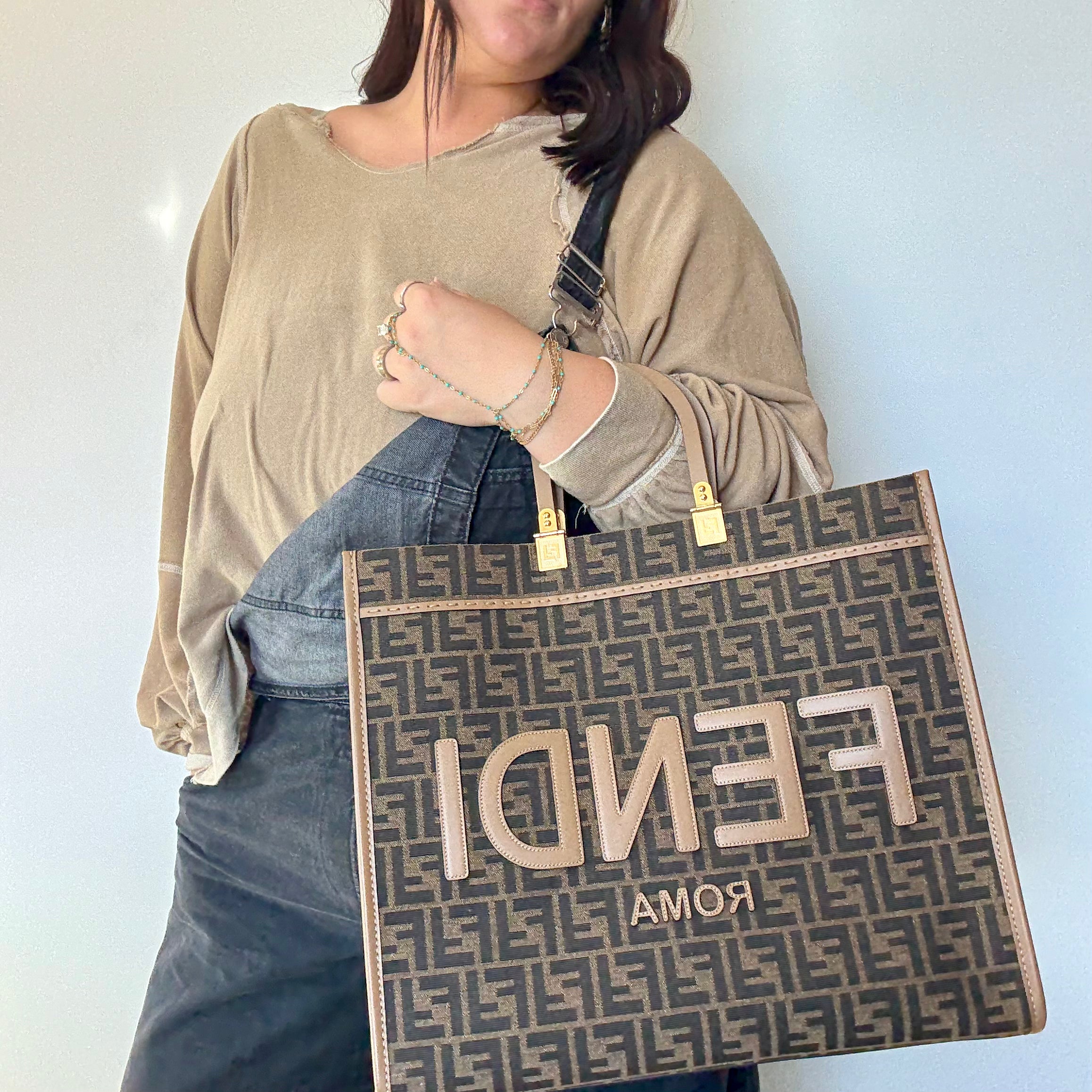 Fendi Zucca FF Sunshine Large 2022 - Queen May