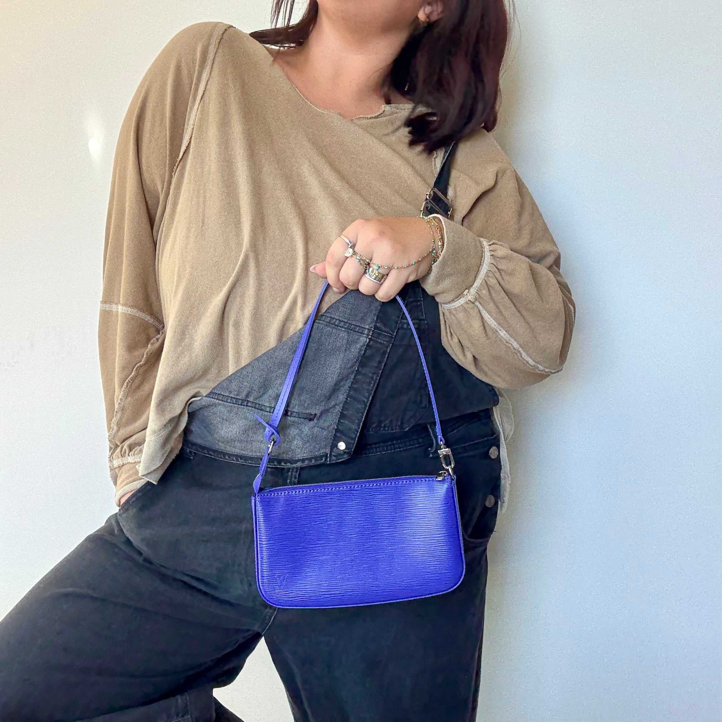 Louis Vuitton Epi Pochette Purple - Queen May