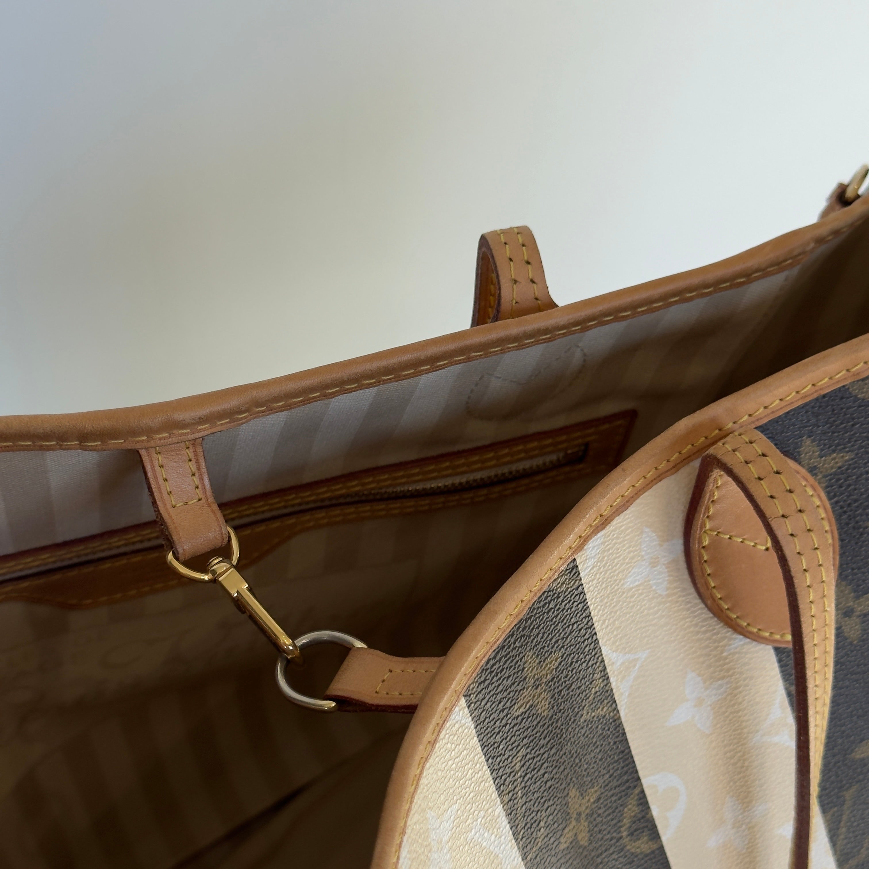Louis Vuitton Monogram Rayures Neverfull GM Tote Bag - Queen May