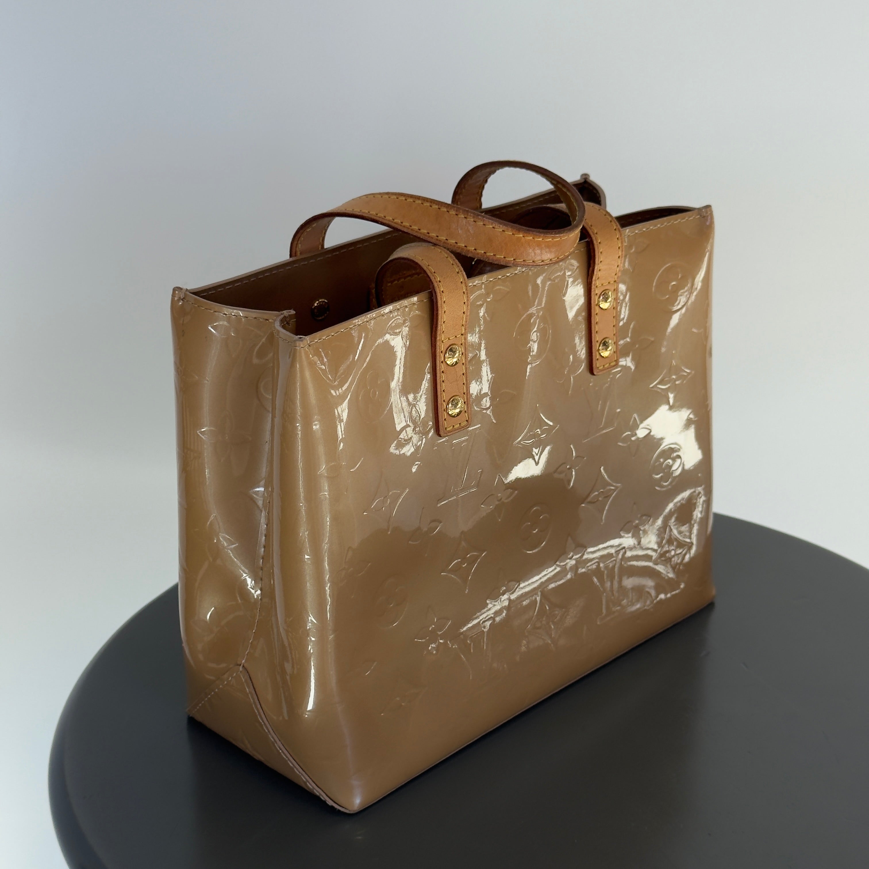 Louis Vuitton Vernis Reade - Queen May