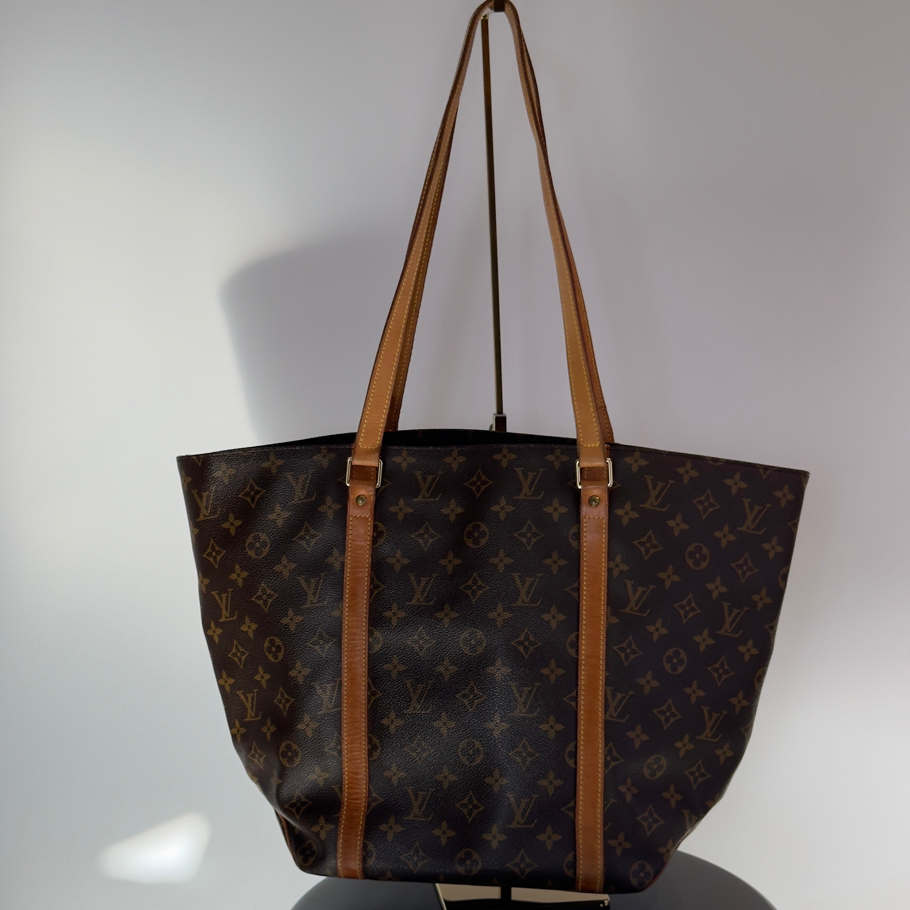 Louis Vuitton Monogram Sac Shopping GM - Queen May