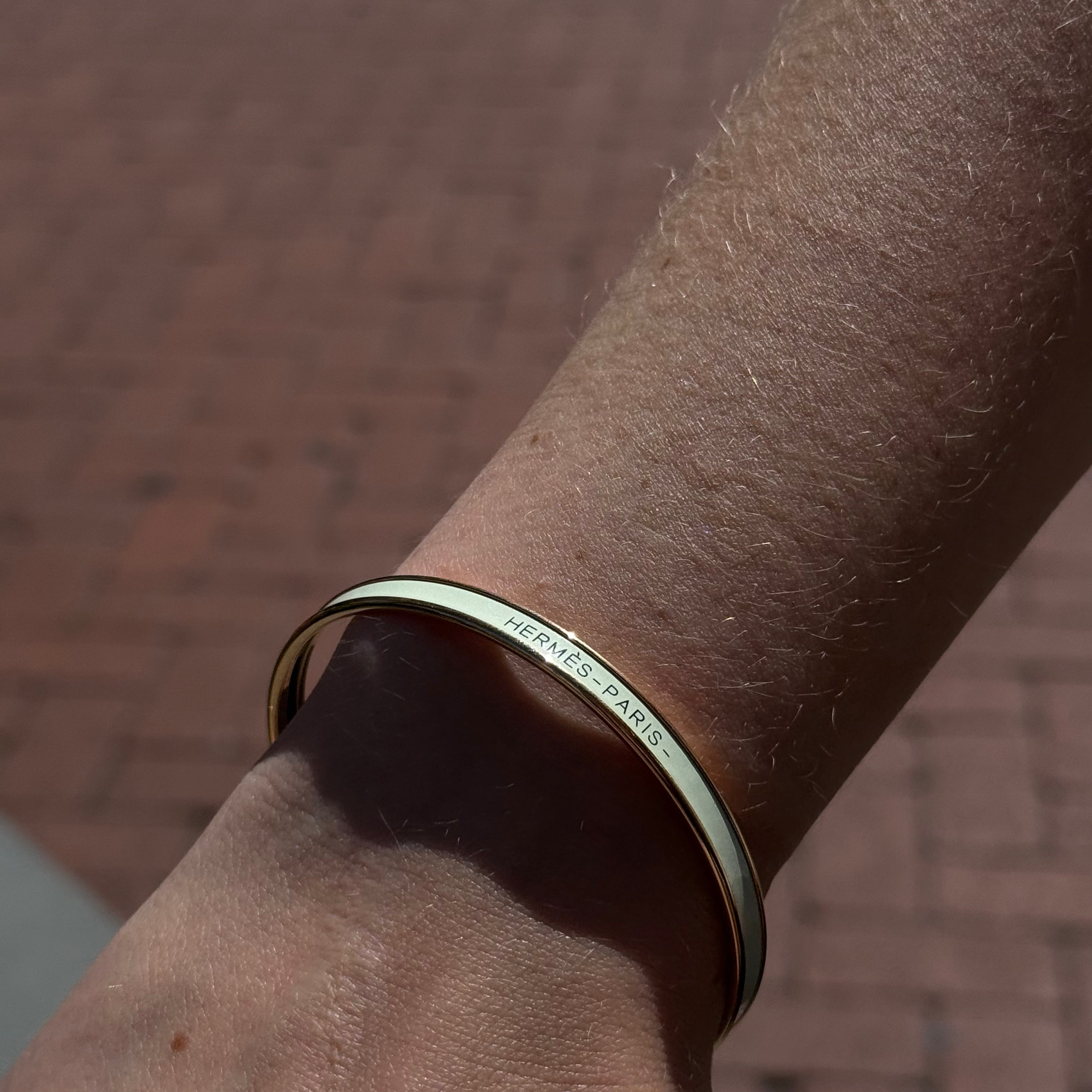 Hermes Uni Bangle Extra Narrow In Mint Enamel Made In France - Queen May