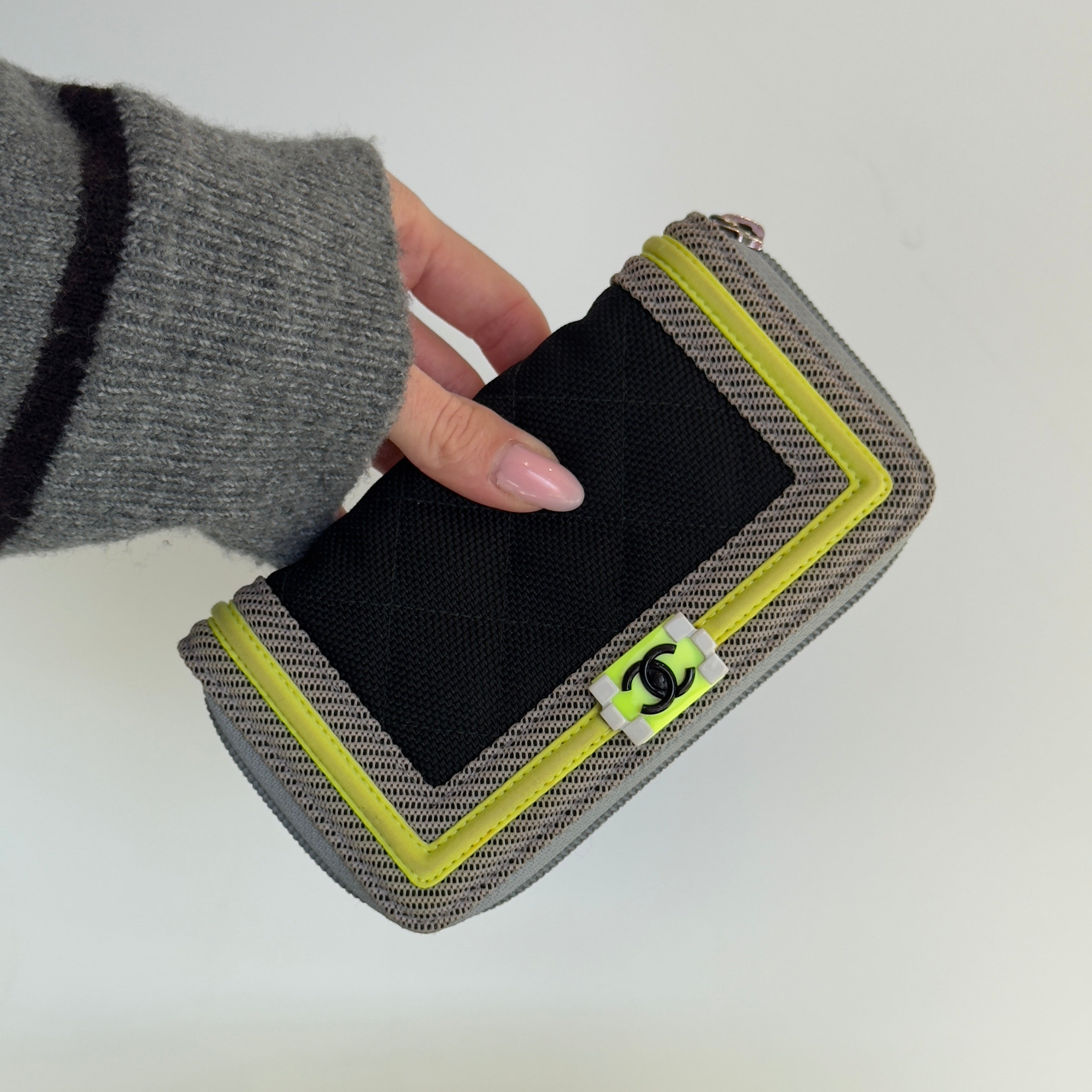 Chanel Small Zipped Boy Wallet Limited Edition - Queen May