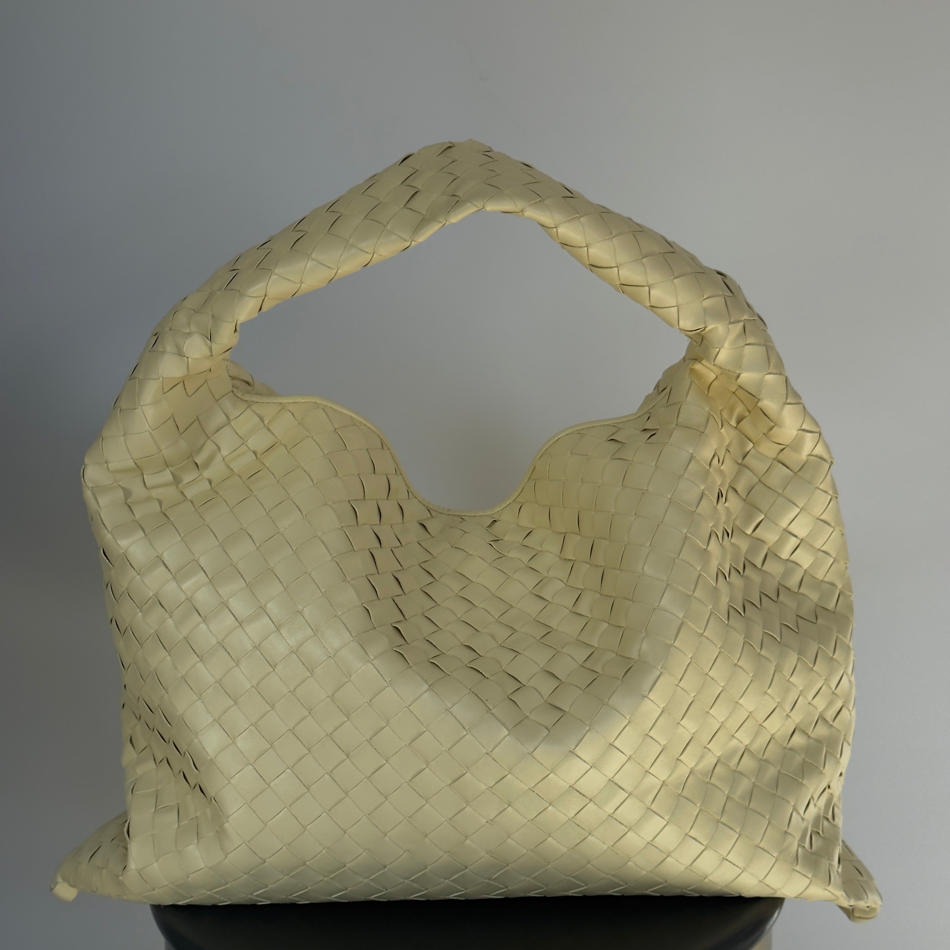 Bottega Veneta Large Intrecciato Hop Bag Chamomile - Queen May