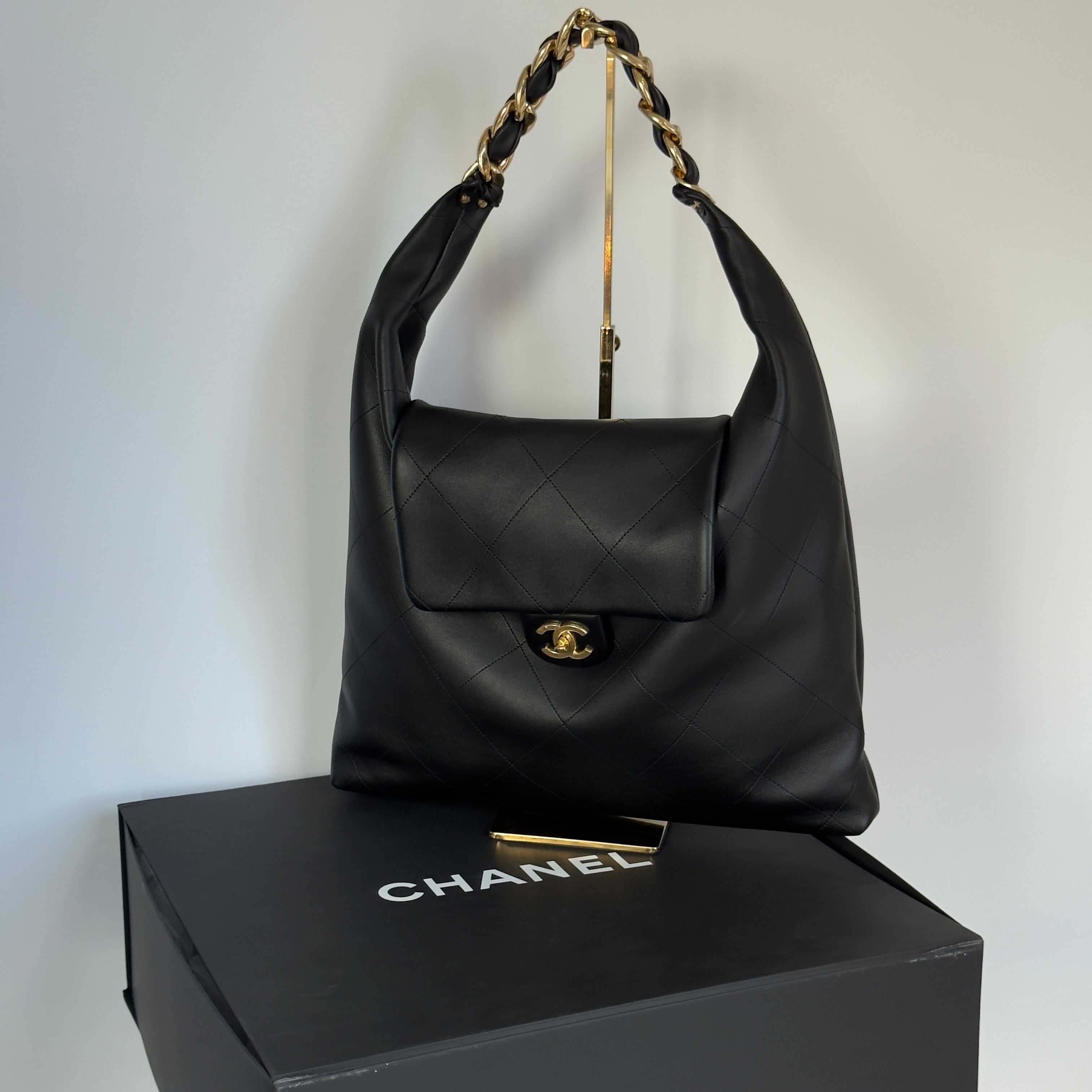 Chanel 2025/6 Maxi Hobo Bag - Queen May