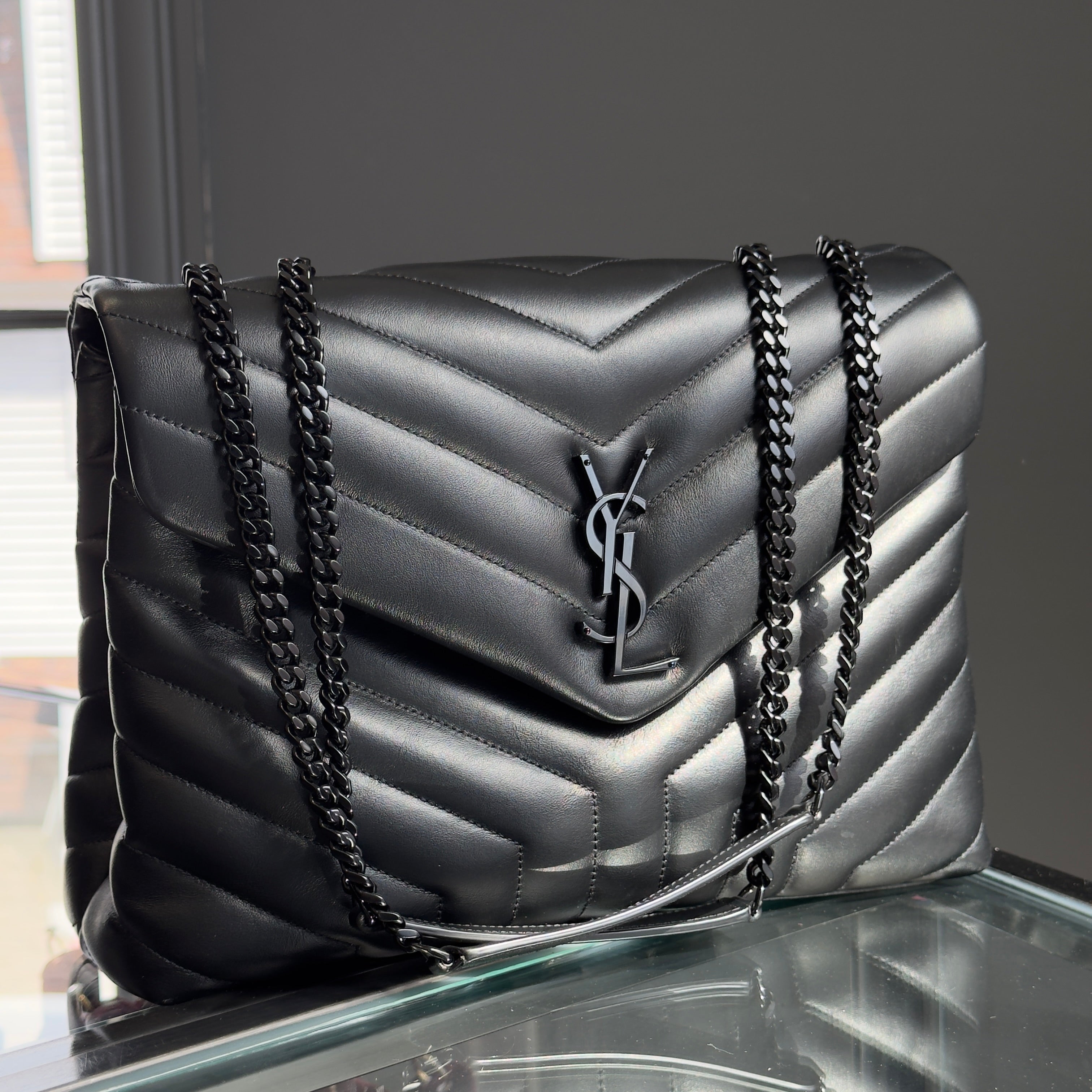 Saint Laurent Loulou Medium - Queen May