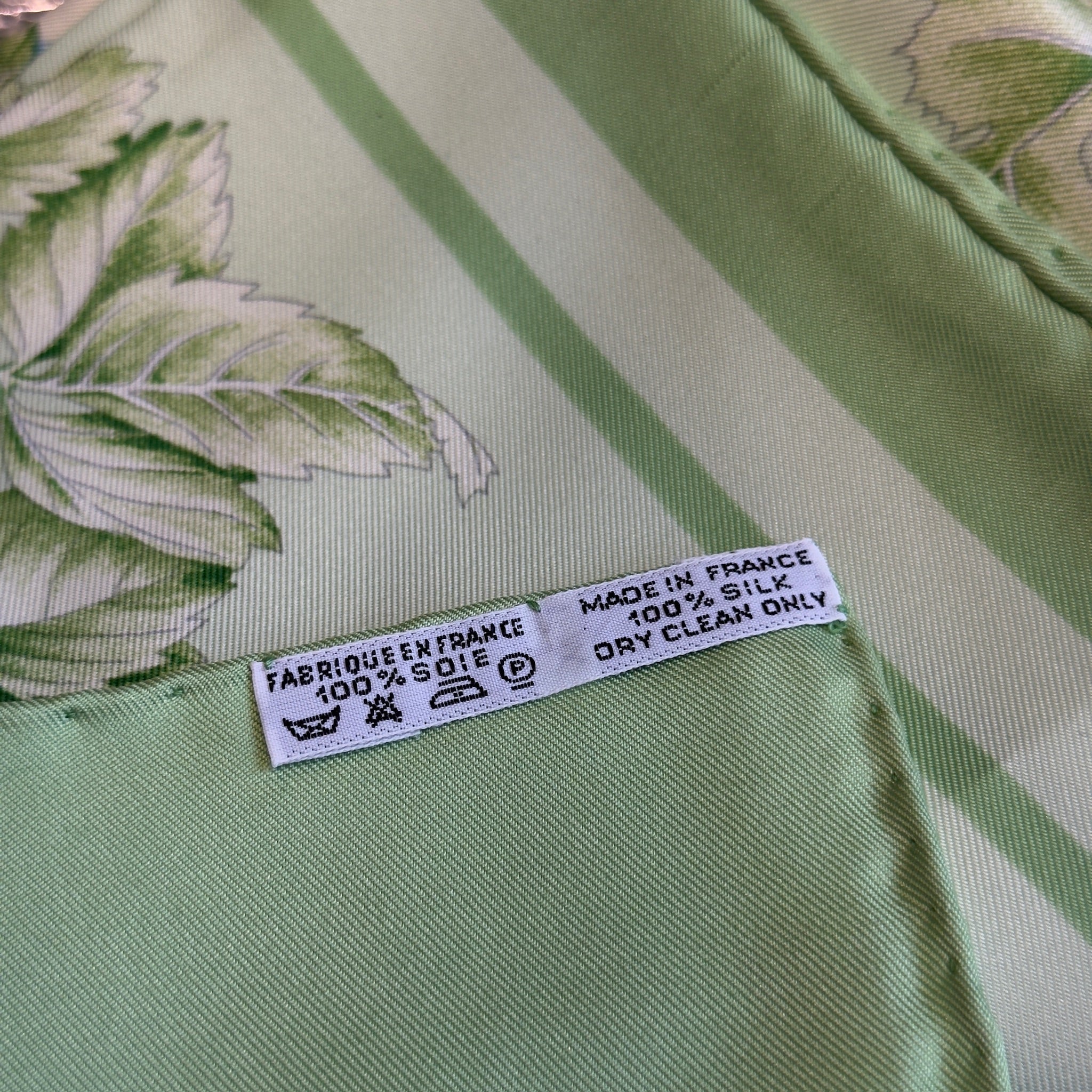 Hermes La Prairie Scarf - Queen May