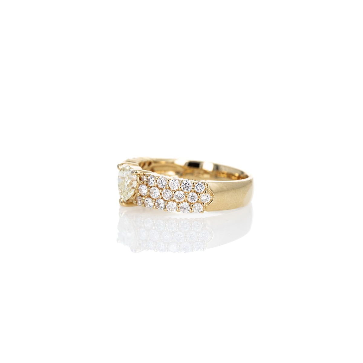 18K Yellow Gold 0.65 Carat Heart Diamond Pave Ring - Queen May