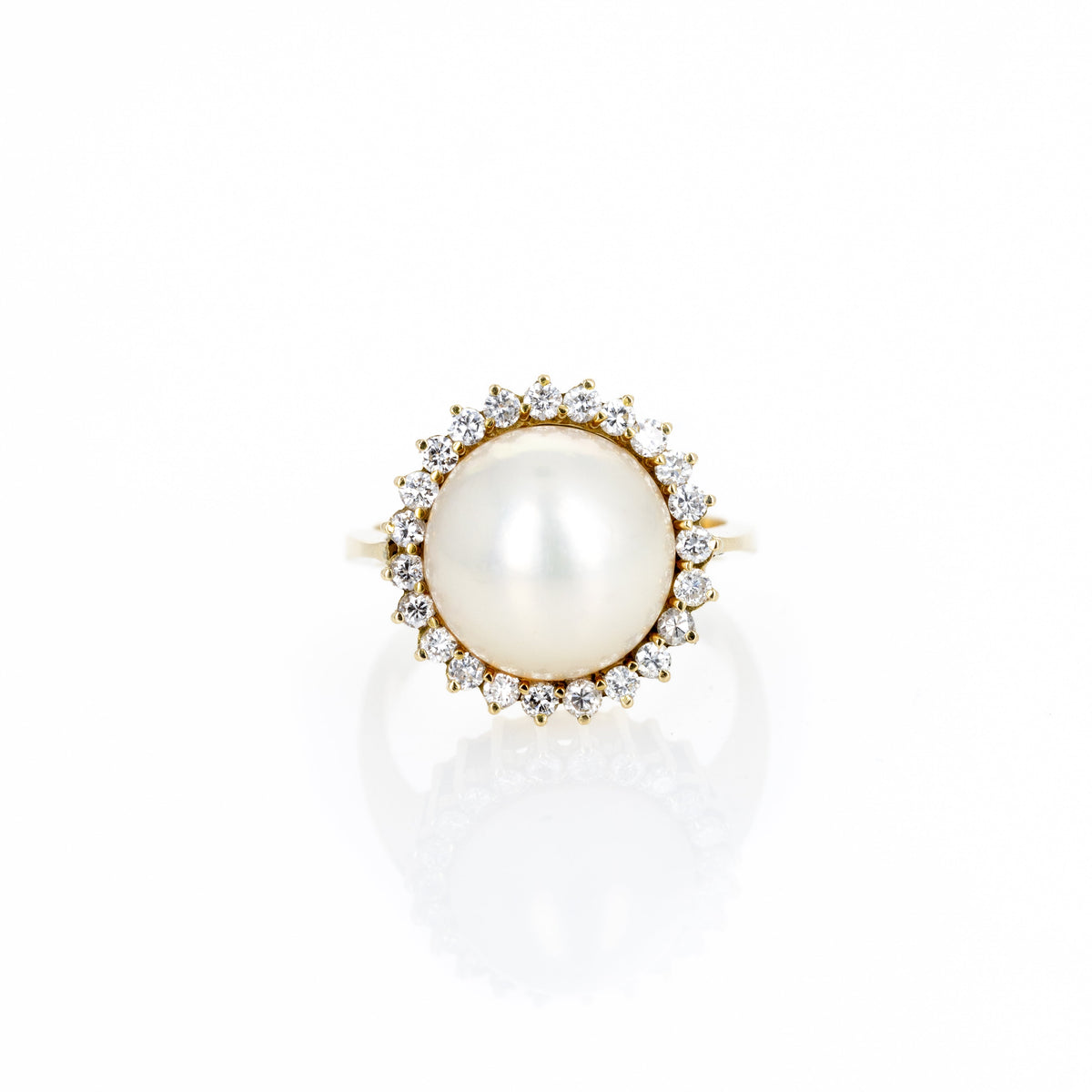 18K Yellow Gold 12mm Mabe Pearl Diamond Halo Ring - Queen May