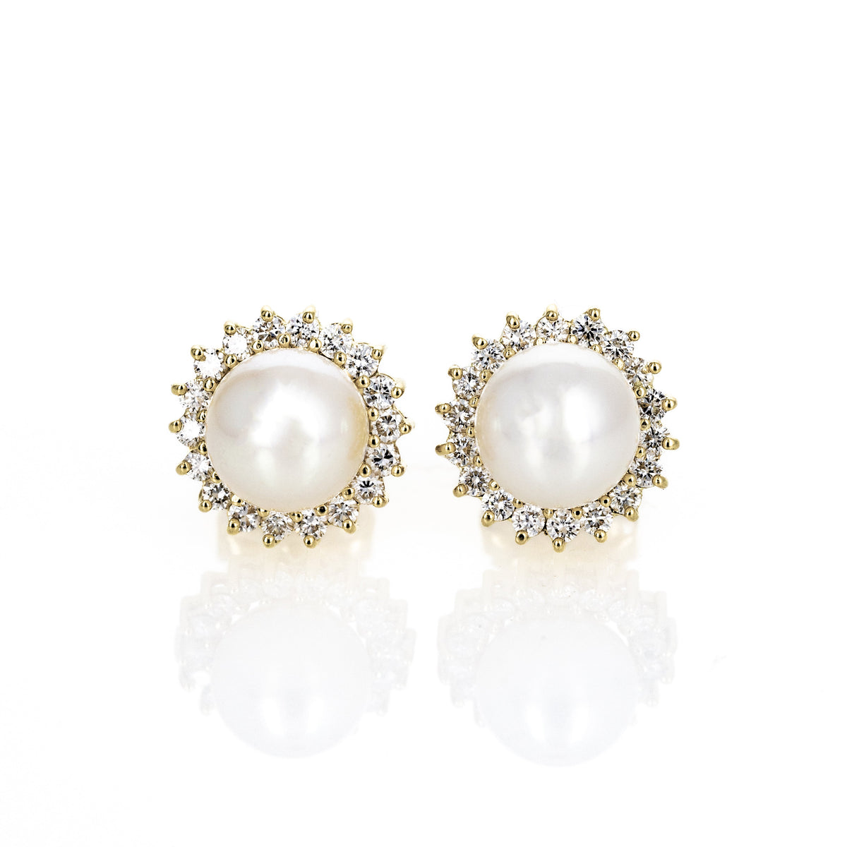 18K Yellow Gold 9.75mm Cultured Pearl Diamond Halo Stud Earrings - Queen May