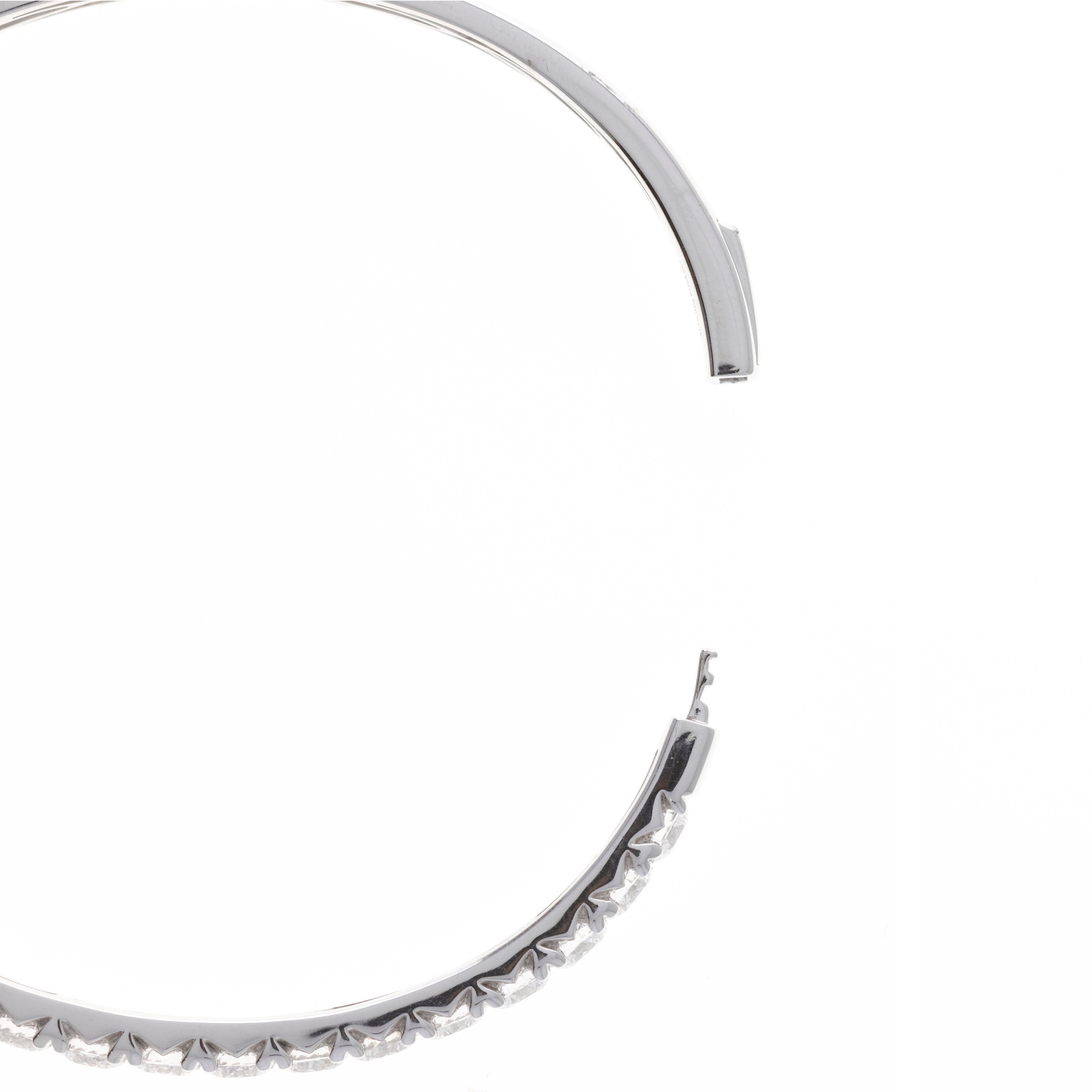 Lab Grown 5.15 Carat Round Diamond Bangle - Queen May