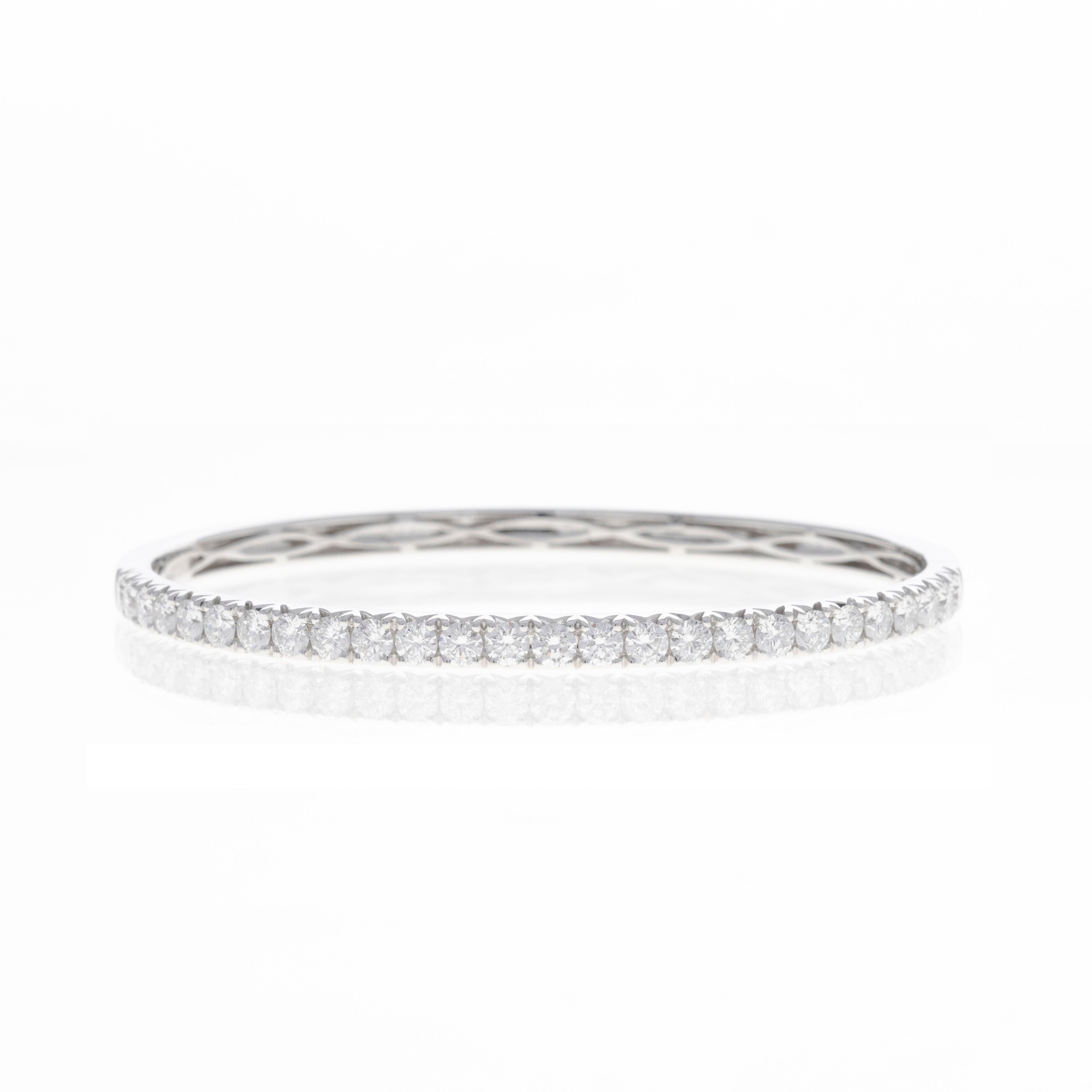 Lab Grown 3.13 Carat Round Diamond Bangle - Queen May