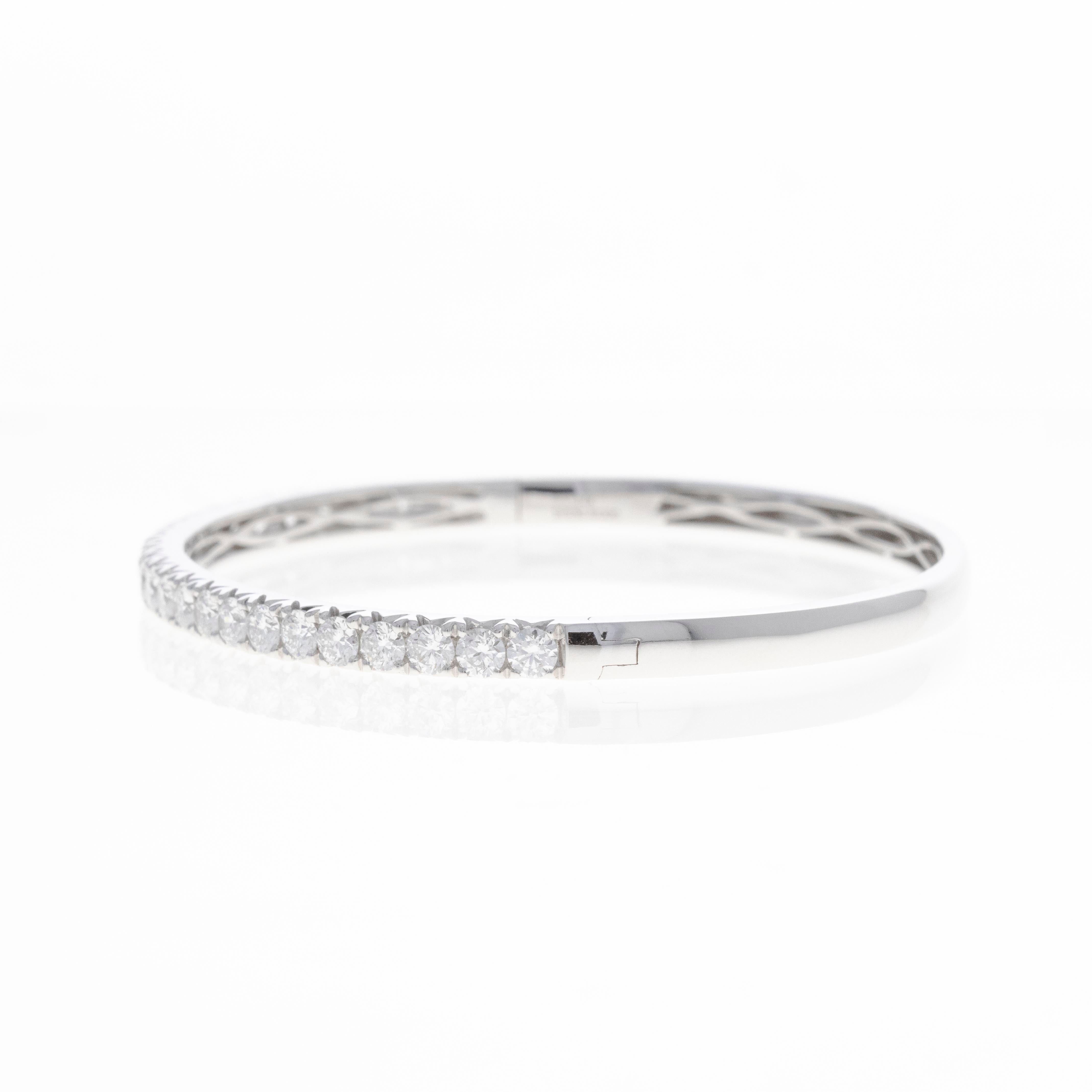 Lab Grown 3.13 Carat Round Diamond Bangle - Queen May