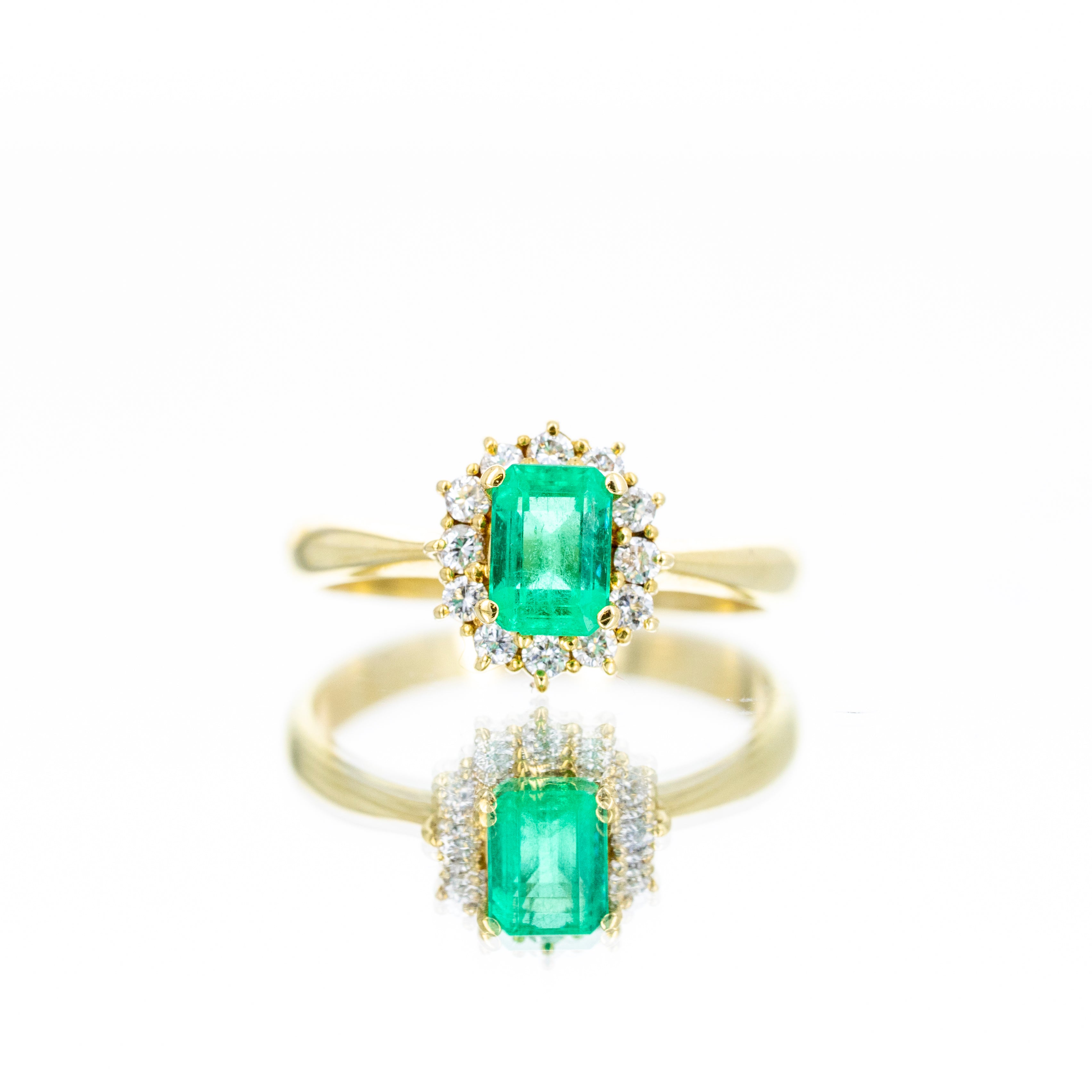 18K Yellow Gold 0.66 Carat Emerald Diamond Halo Ring - Queen May