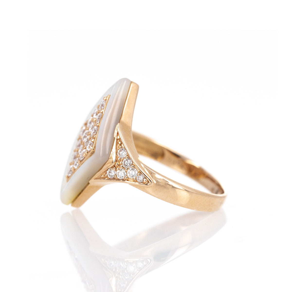 18K Rose Gold Diamond Mother of Pearl Ring - Queen May