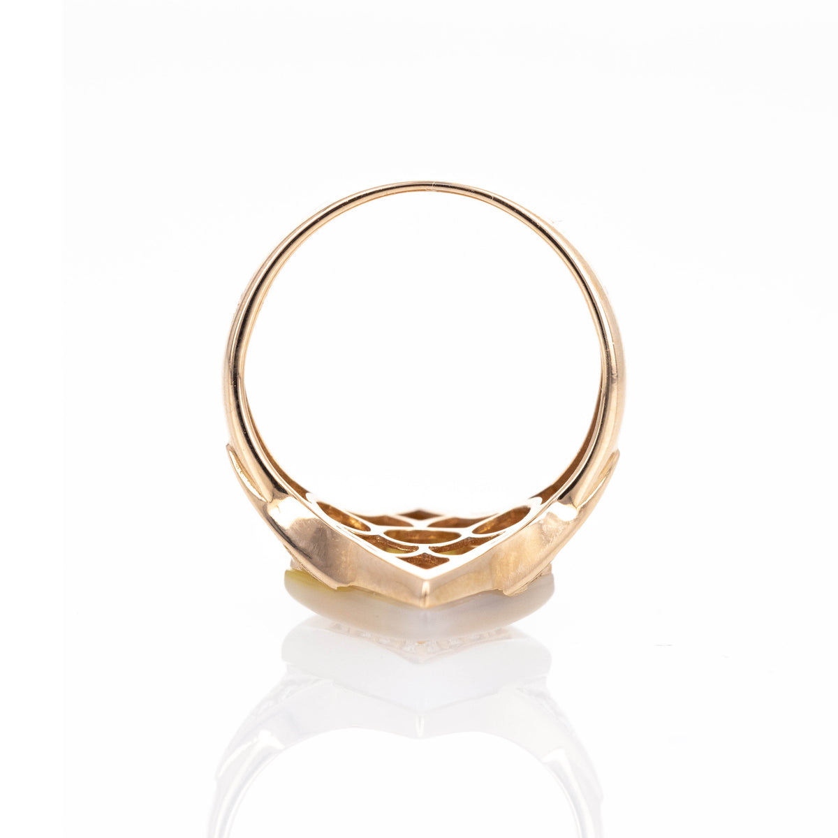 18K Rose Gold Diamond Mother of Pearl Ring - Queen May