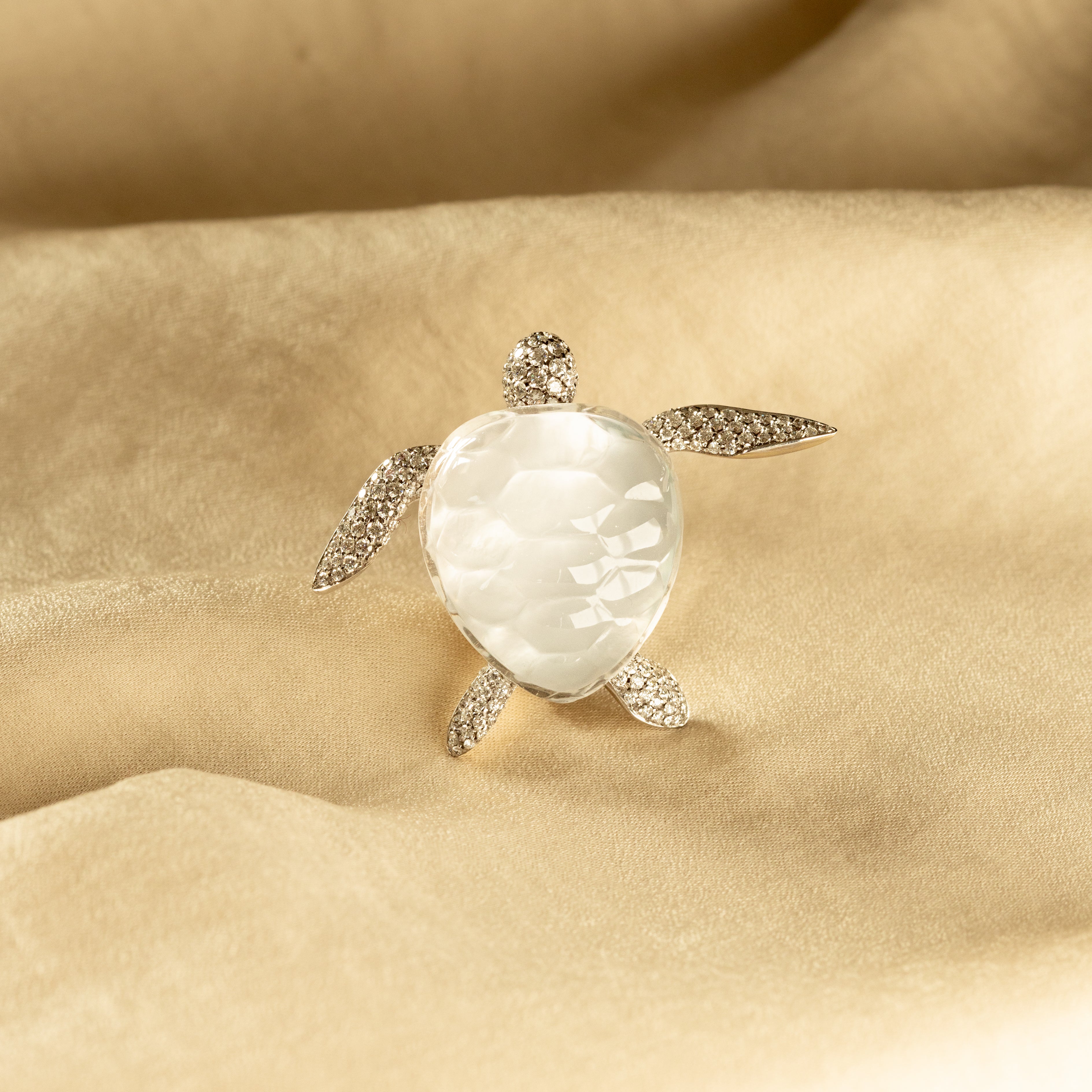 Vhernier Carved Rock Crystal Diamond Sea Turtle Brooch - Queen May