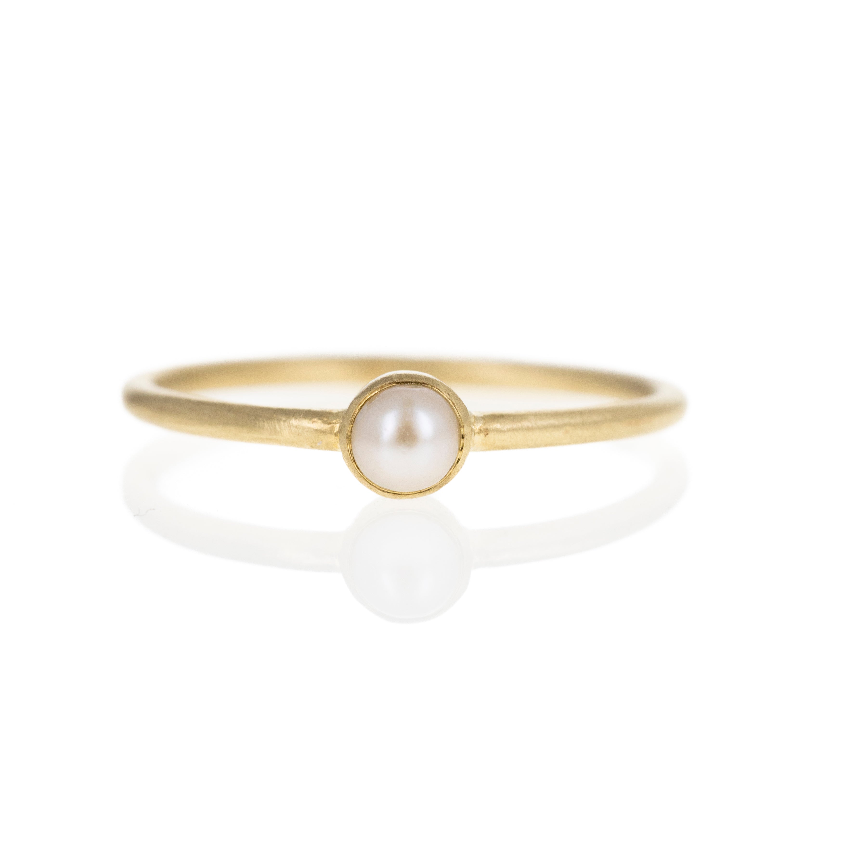 14K Yellow Gold Pearl Bezel Brushed Ring - Queen May
