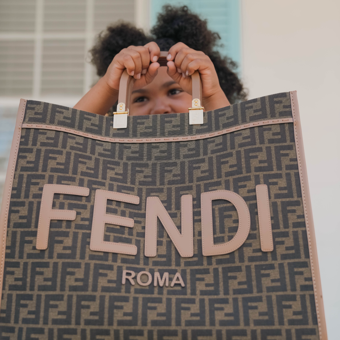 Fendi Zucca FF Sunshine Large 2022 - Queen May