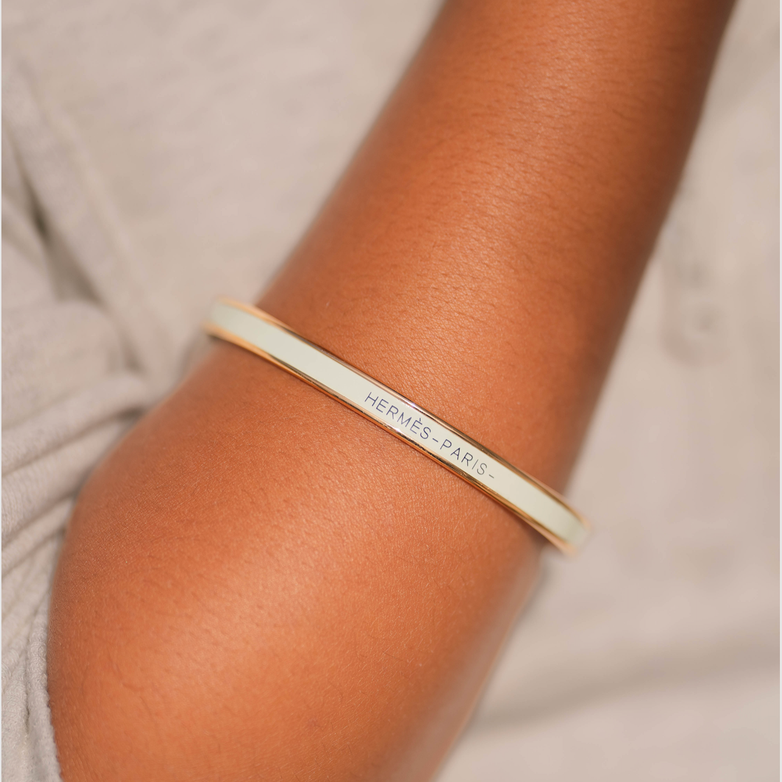 Hermes Uni Bangle Extra Narrow In Mint Enamel Made In France - Queen May