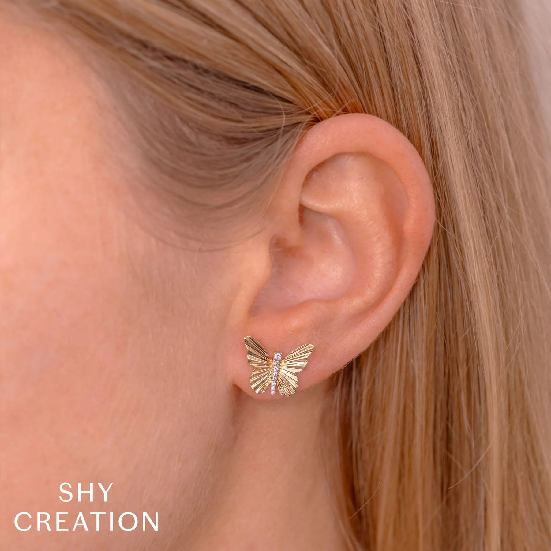 14K Yellow Gold 0.05 Carat Diamond Butterfly Stud Earrings - Queen May
